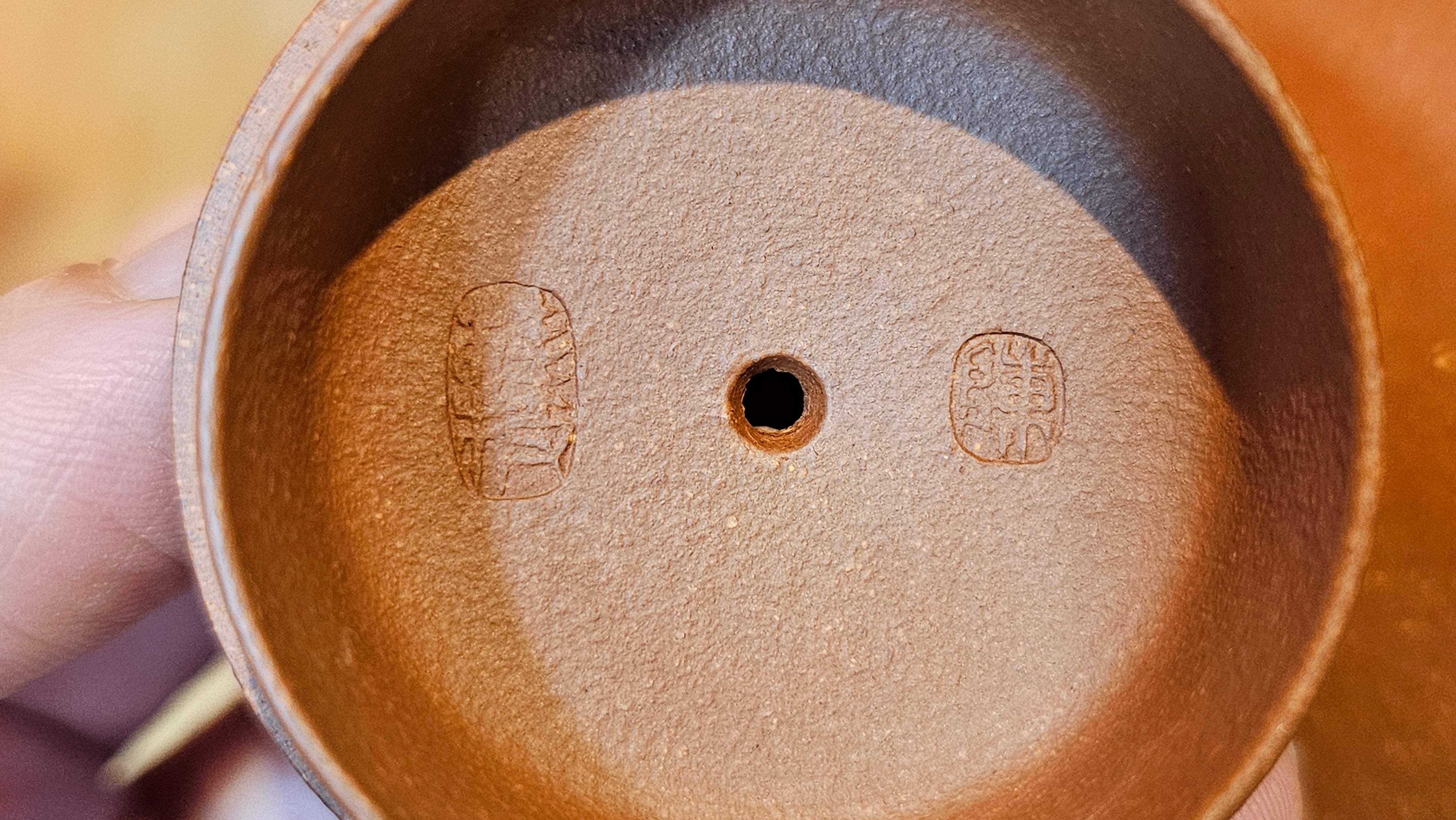 He Piao 合瓢, 151.0ml, Hong Jiang Po Ni 红降坡泥, by Craftsman Chen Gui Zhi 陈桂枝。(Red JiangPoNi is rarer than Yellow JiangPoNi, XiaoMeiYao ZhuNi & ZhaoZhuang ZhuNi) ~ Congratulations to Mr J.T., 0838hrs 20th June 2025, Chippendale, Australia 🇦🇺.