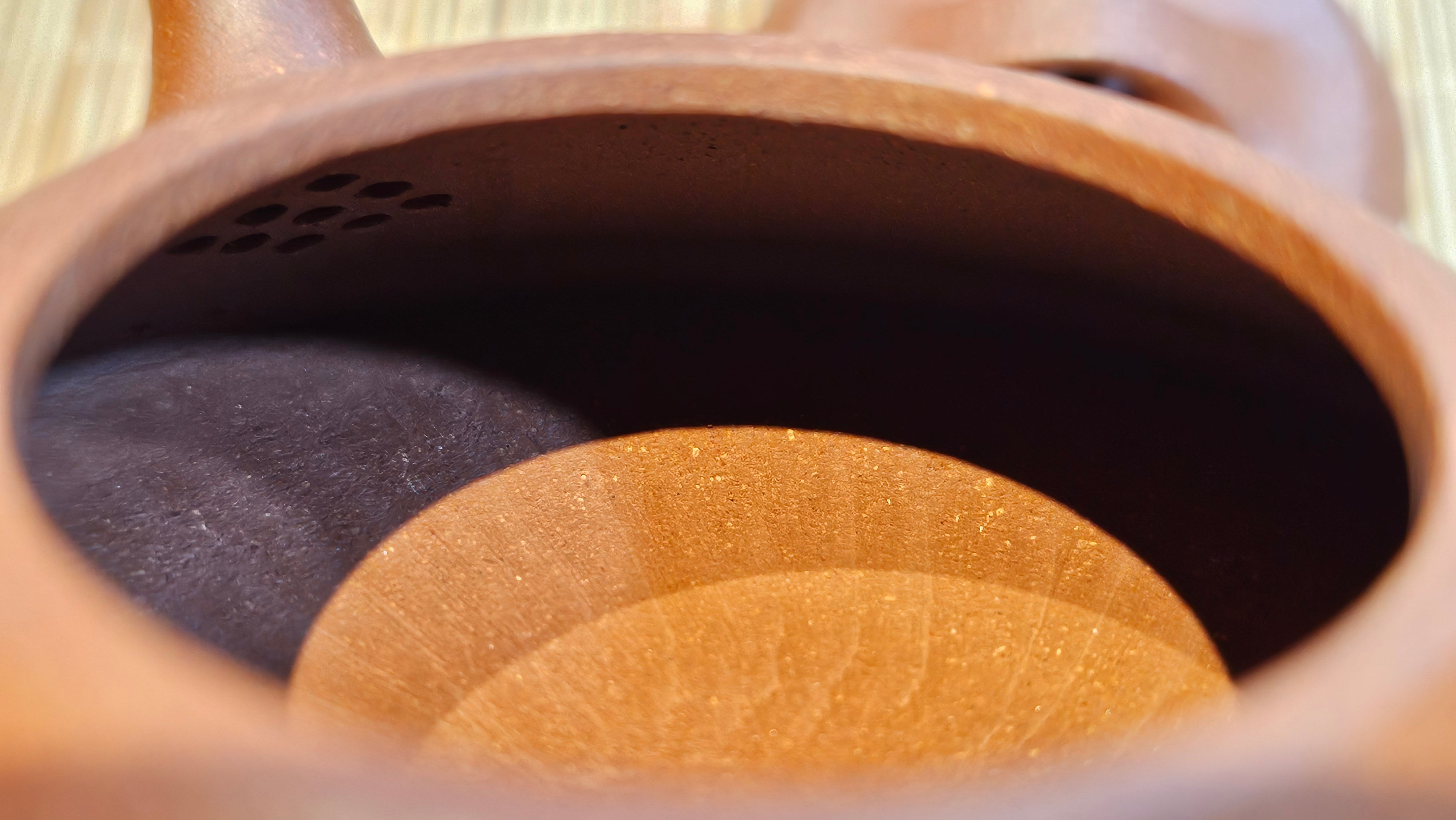 He Piao 合瓢, 151.0ml, Hong Jiang Po Ni 红降坡泥, by Craftsman Chen Gui Zhi 陈桂枝。(Red JiangPoNi is rarer than Yellow JiangPoNi, XiaoMeiYao ZhuNi & ZhaoZhuang ZhuNi) ~ Congratulations to Mr J.T., 0838hrs 20th June 2025, Chippendale, Australia 🇦🇺.