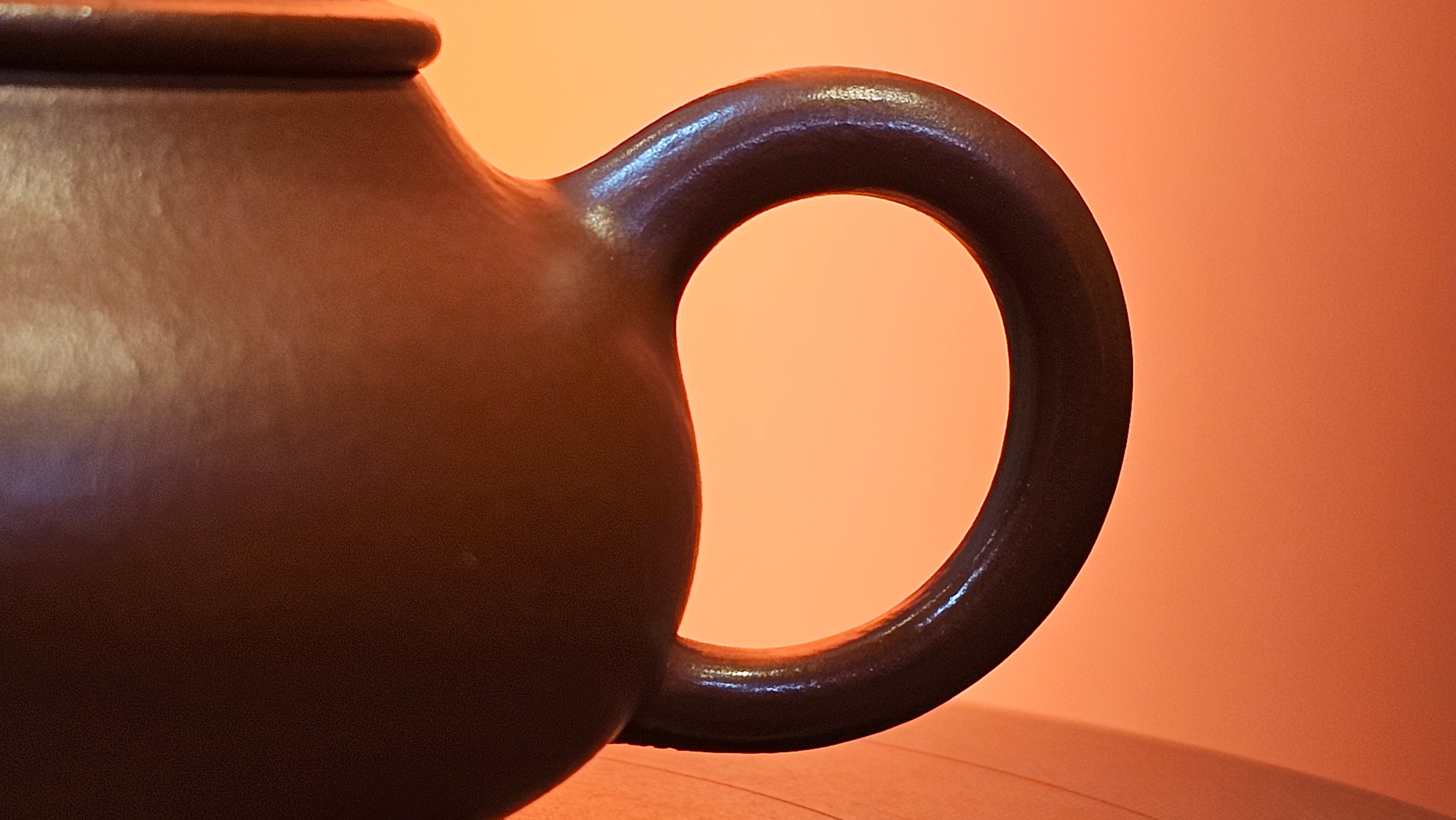 Ming Lu 明炉, 131.5ml, Xiao Mei Yao Zhu Ni 小煤窑朱泥, by our Collaborative Craftsman Wang Xing 王兴 ~ Congratulations to Ms F.W.! 1306hrs 20th July, Berlin, Germany 🇩🇪.