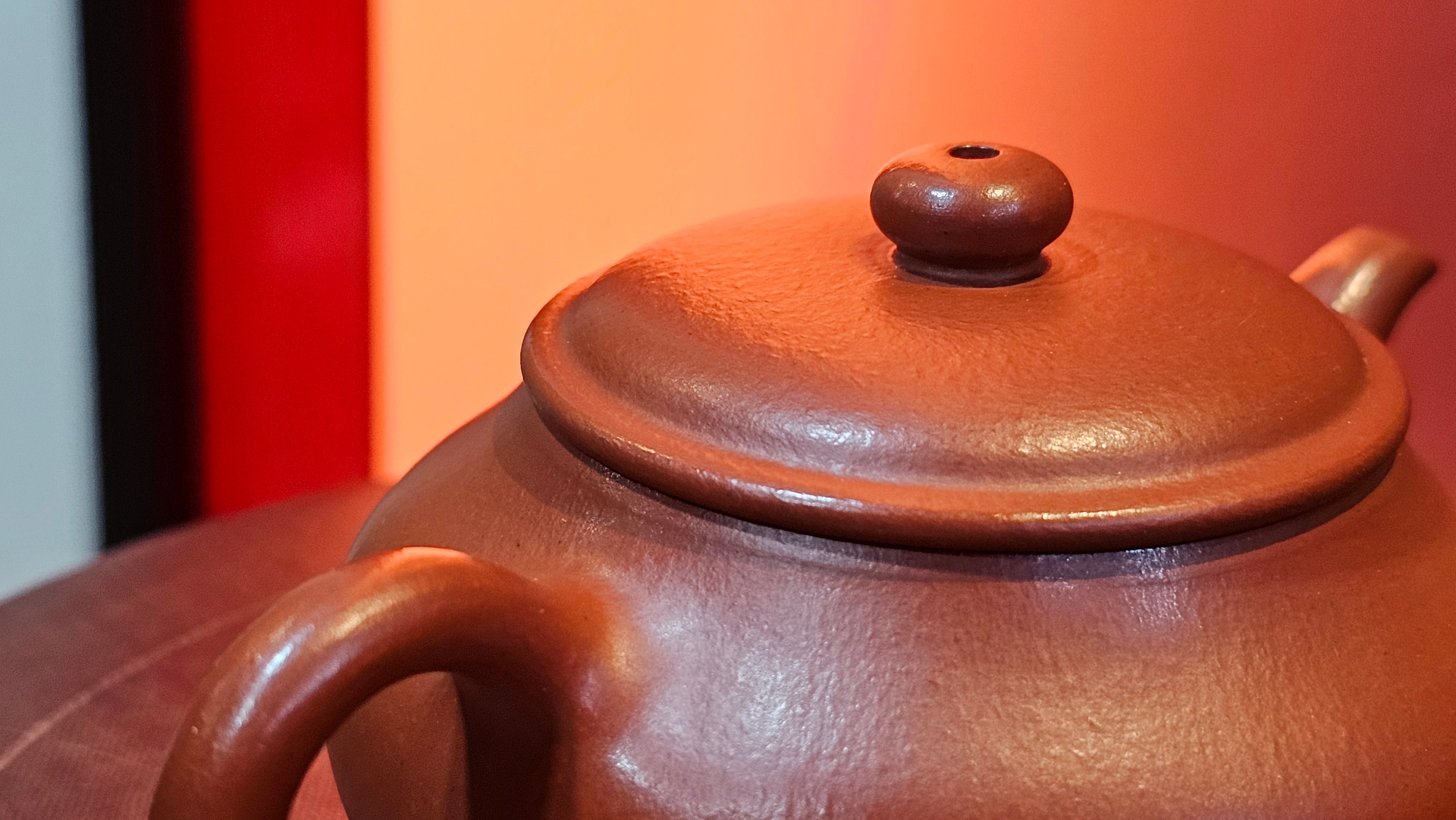 Ming Lu 明炉, 131.5ml, Xiao Mei Yao Zhu Ni 小煤窑朱泥, by our Collaborative Craftsman Wang Xing 王兴 ~ Congratulations to Ms F.W.! 1306hrs 20th July, Berlin, Germany 🇩🇪.