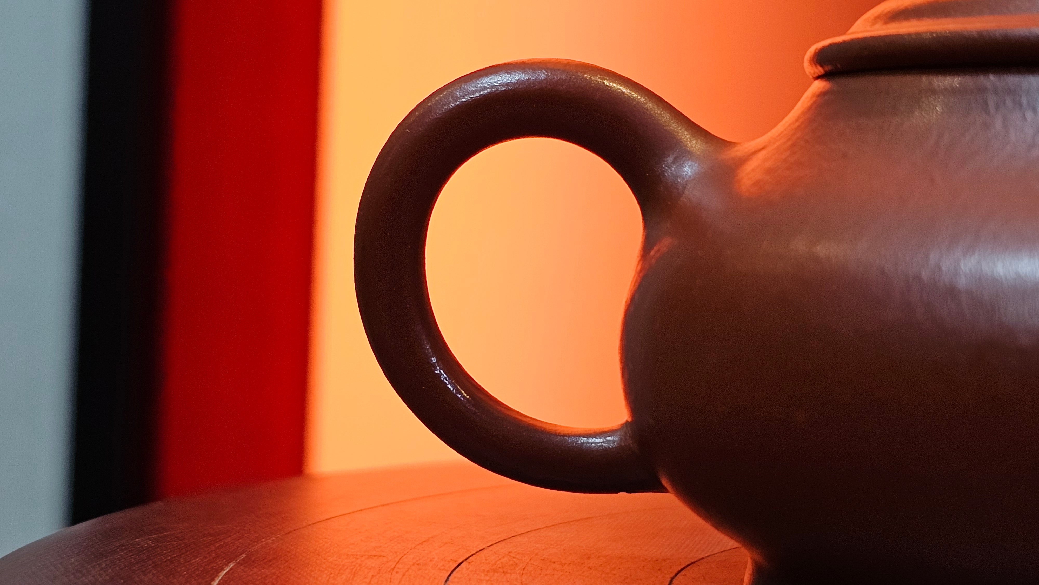 Ming Lu 明炉, 131.5ml, Xiao Mei Yao Zhu Ni 小煤窑朱泥, by our Collaborative Craftsman Wang Xing 王兴 ~ Congratulations to Ms F.W.! 1306hrs 20th July, Berlin, Germany 🇩🇪.