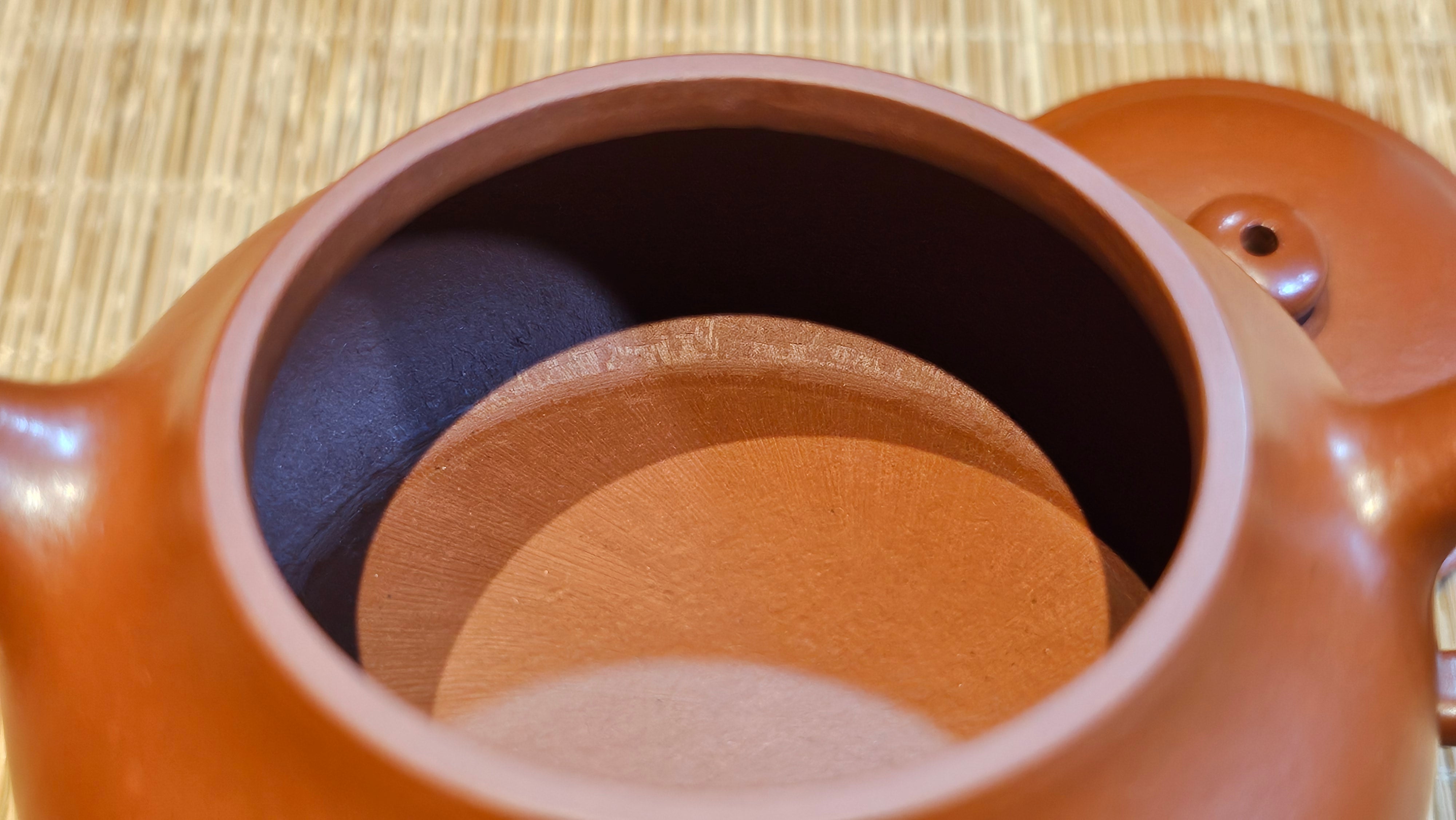 Ming Lu 明炉, 131.5ml, Xiao Mei Yao Zhu Ni 小煤窑朱泥, by our Collaborative Craftsman Wang Xing 王兴 ~ Congratulations to Ms F.W.! 1306hrs 20th July, Berlin, Germany 🇩🇪.