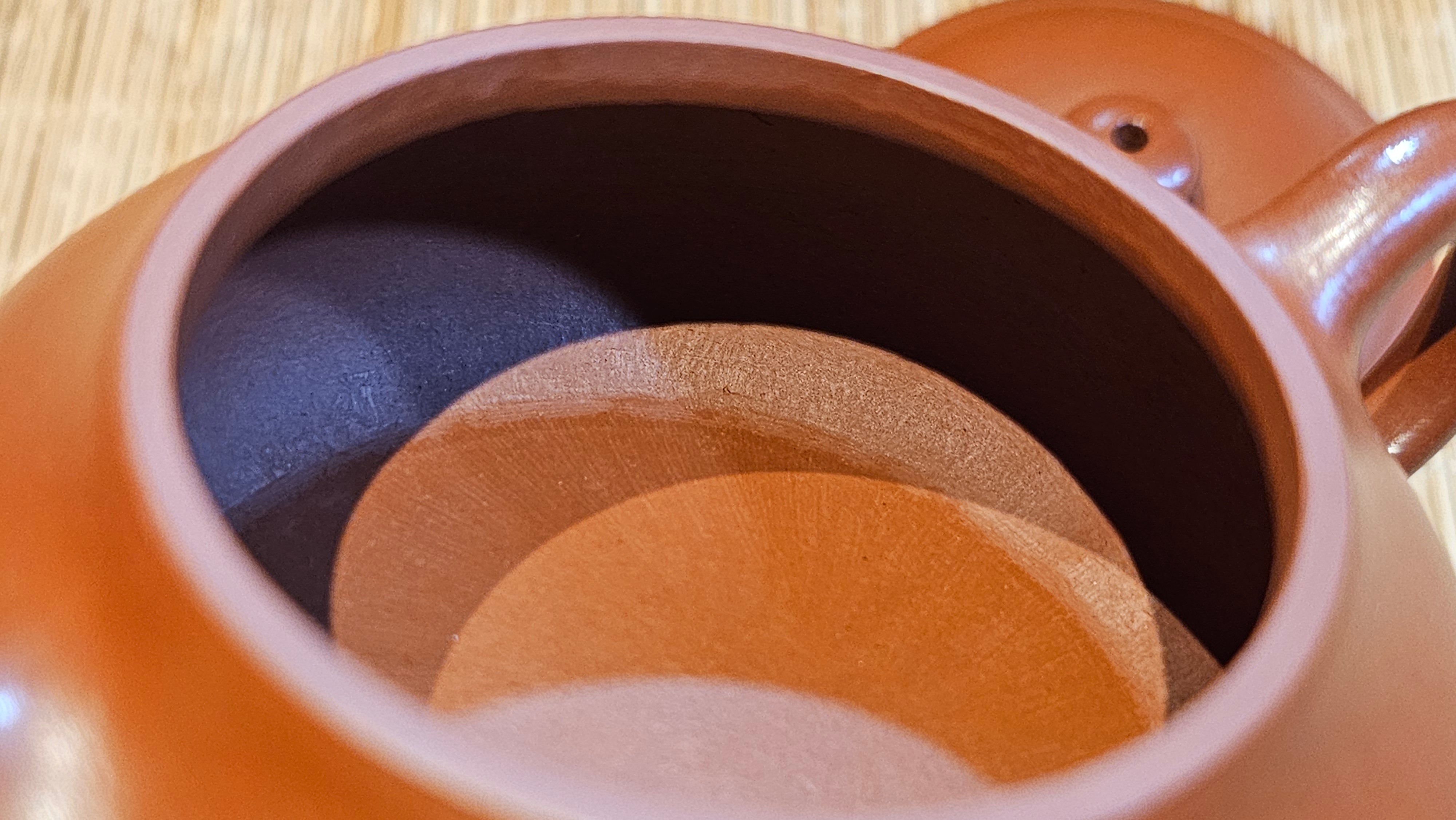 Ming Lu 明炉, 131.5ml, Xiao Mei Yao Zhu Ni 小煤窑朱泥, by our Collaborative Craftsman Wang Xing 王兴 ~ Congratulations to Ms F.W.! 1306hrs 20th July, Berlin, Germany 🇩🇪.