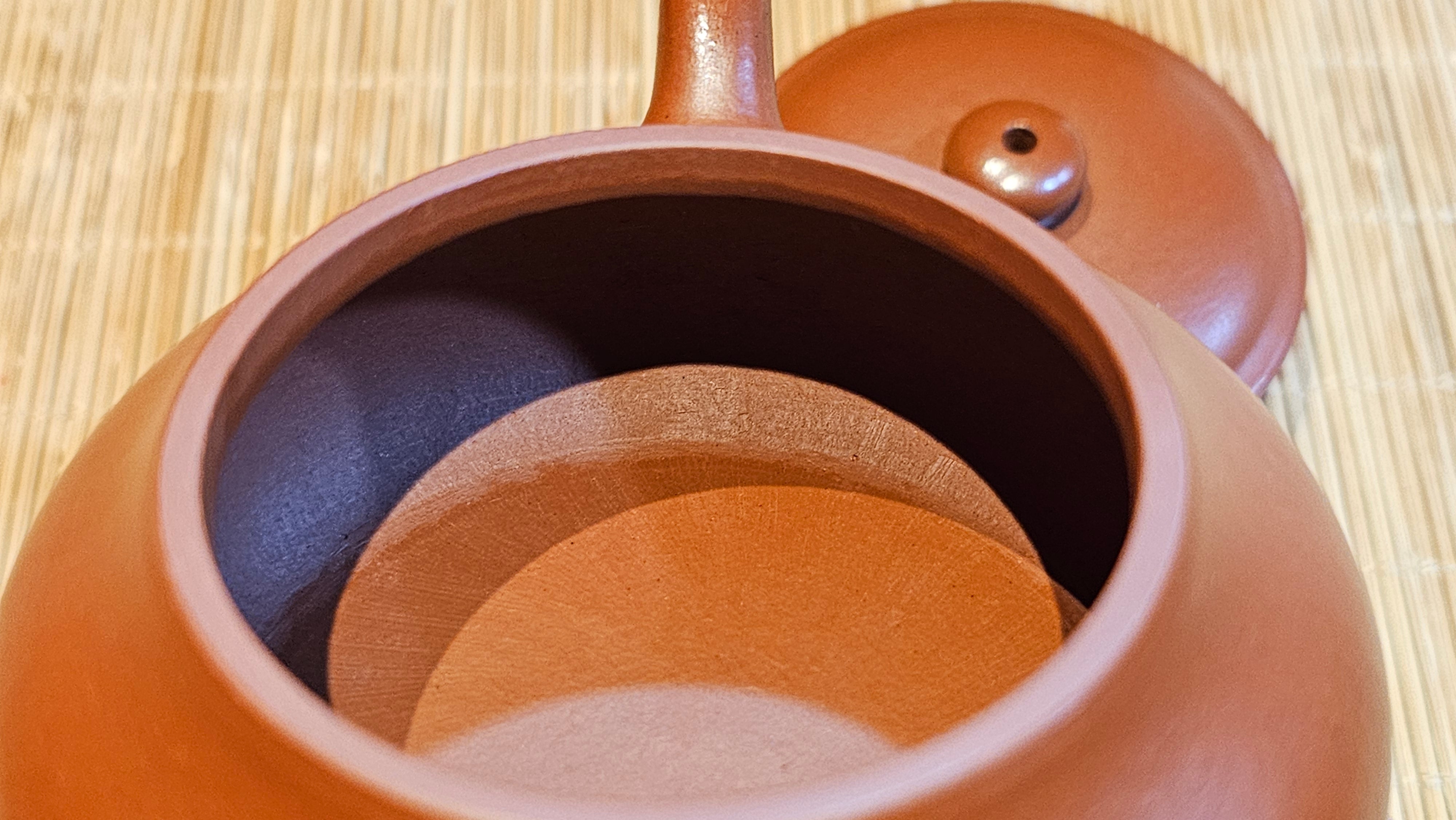 Ming Lu 明炉, 131.5ml, Xiao Mei Yao Zhu Ni 小煤窑朱泥, by our Collaborative Craftsman Wang Xing 王兴 ~ Congratulations to Ms F.W.! 1306hrs 20th July, Berlin, Germany 🇩🇪.