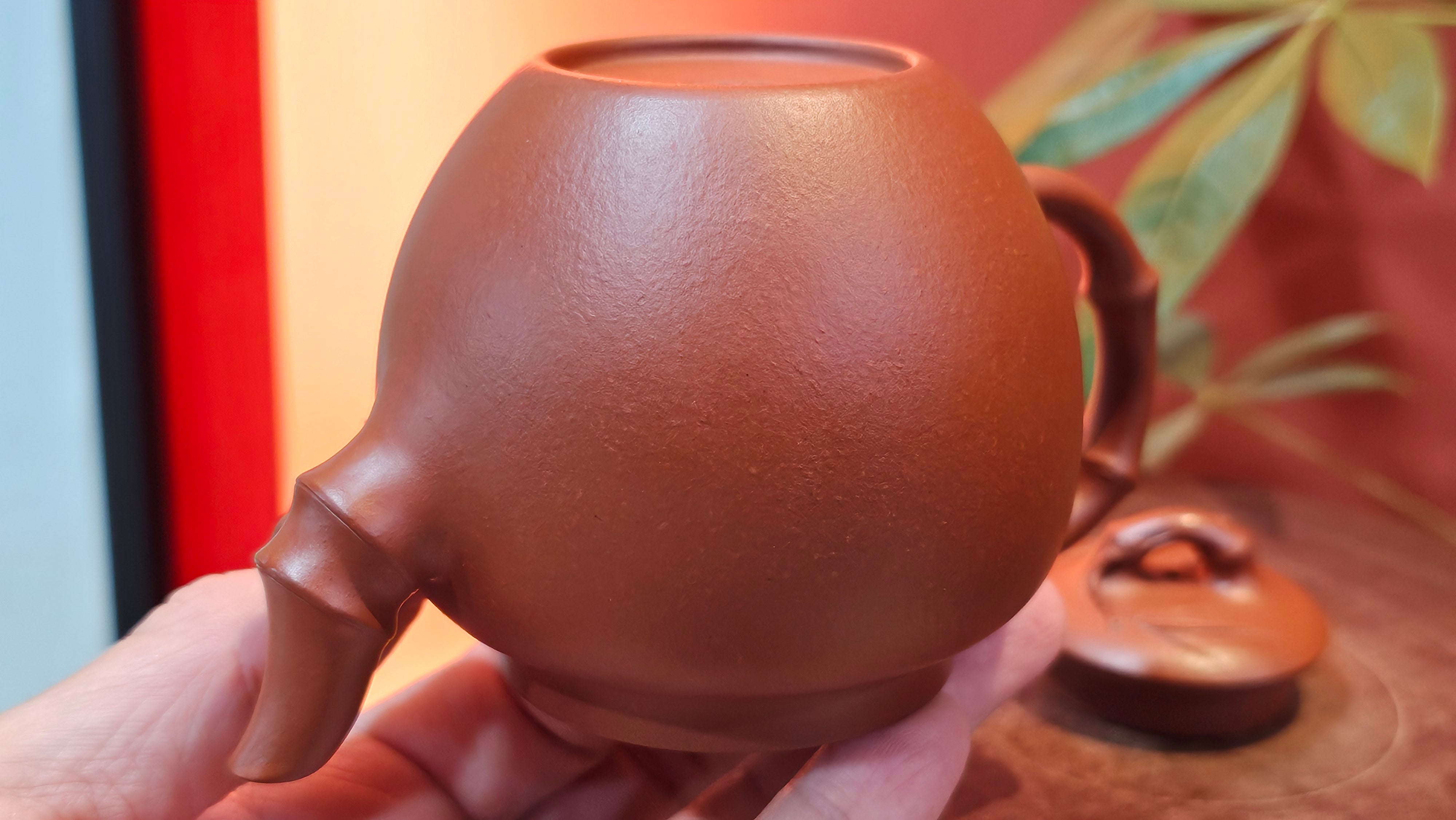 《高风亮节》"Gao Feng Liang Jie", 218.3ml, Ornate 花器! ~ Xiao Mei Yao Zhu Ni 小煤窑朱泥,  by Craftsman Shi Yun 石芸 ~ Congratulations!to Ms D.L.! 1440hrs 15th Sept 2025, Minot, ND!