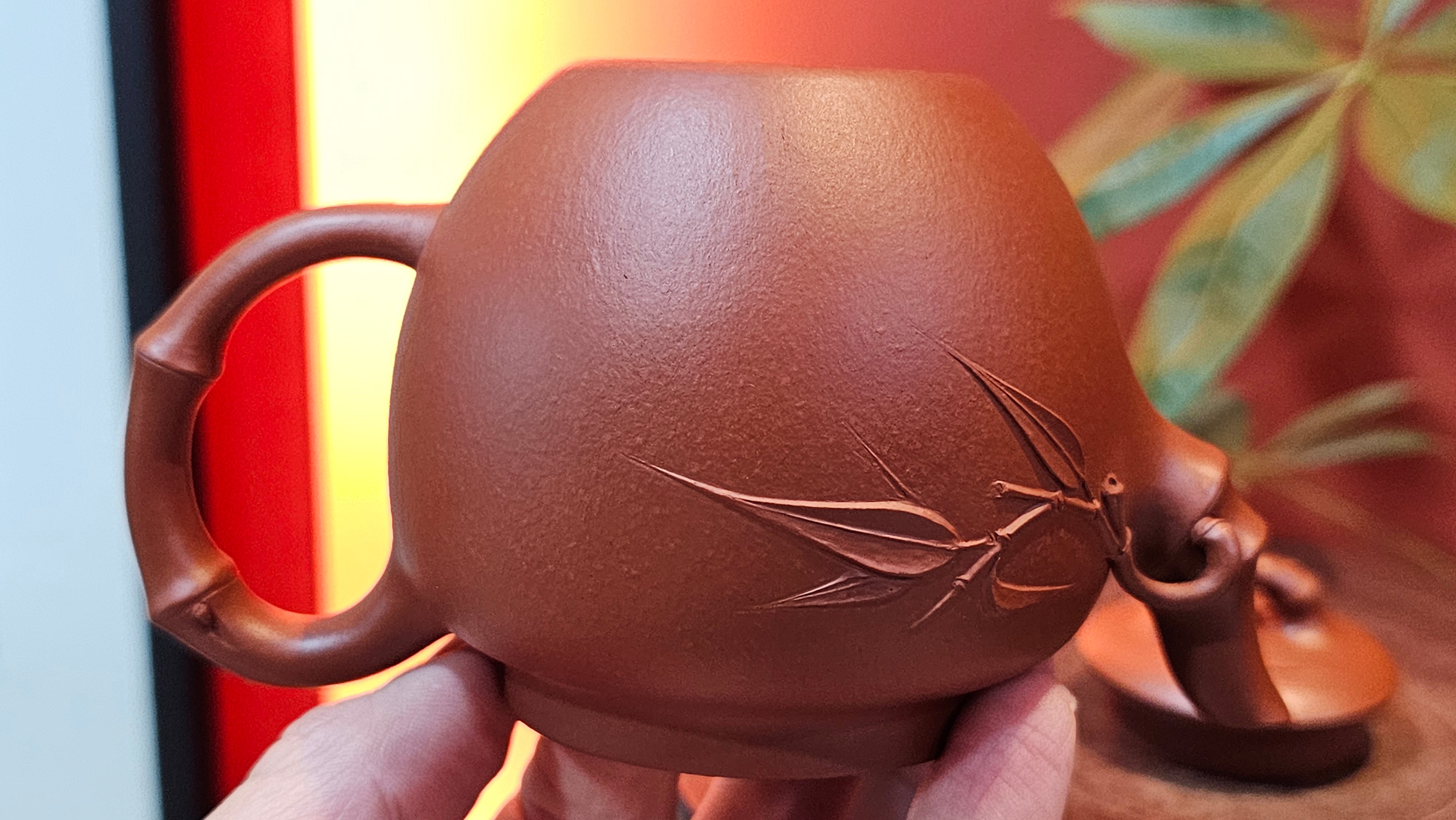 《高风亮节》"Gao Feng Liang Jie", 218.3ml, Ornate 花器! ~ Xiao Mei Yao Zhu Ni 小煤窑朱泥,  by Craftsman Shi Yun 石芸 ~ Congratulations!to Ms D.L.! 1440hrs 15th Sept 2025, Minot, ND!