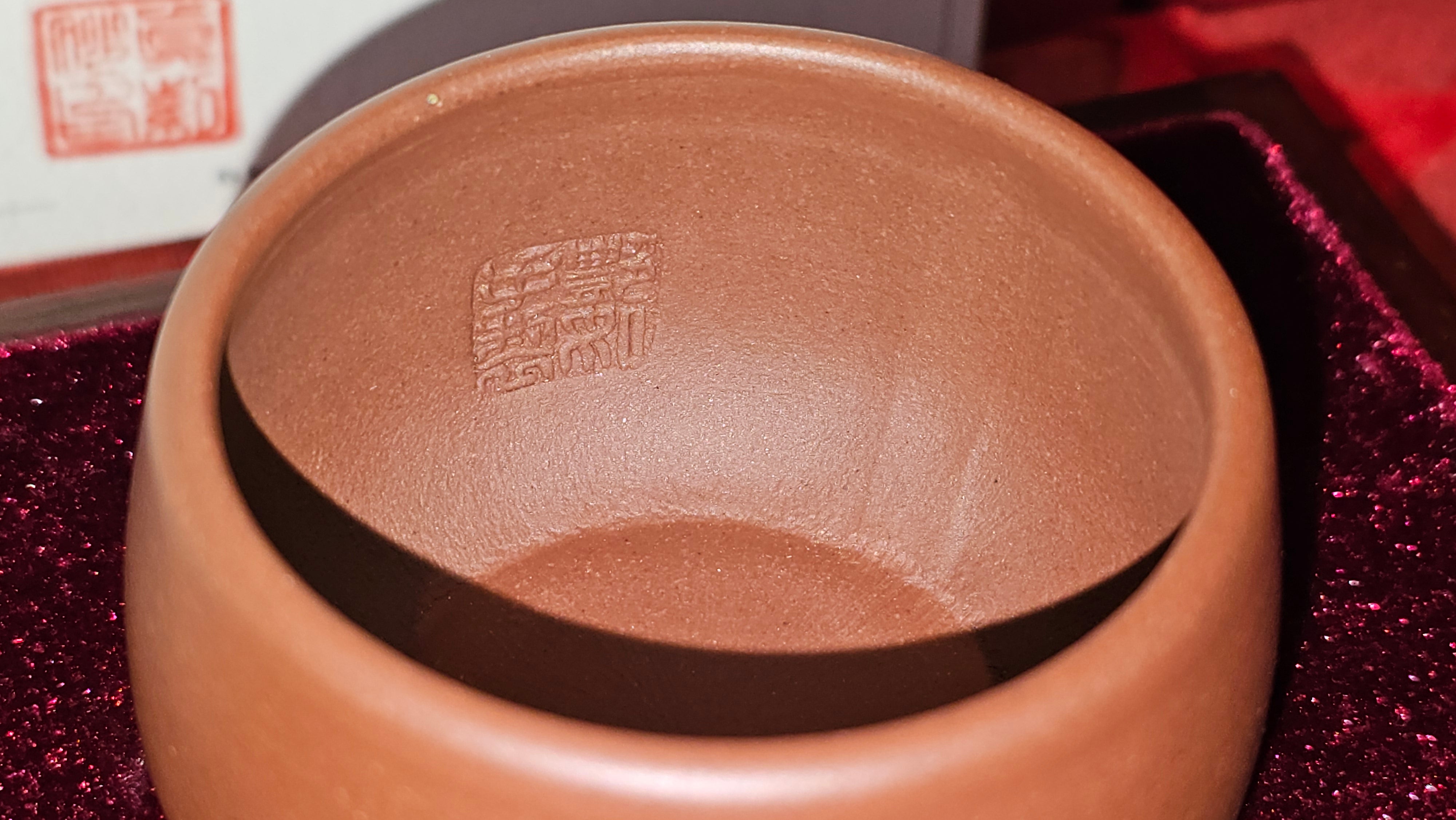 《杯》"Bei" ~ Cup, 100.6ml (when full), Di Cao Qing Zi Ni 底槽青紫泥 ~ Crafted by L3A Consummate Master Artist Li Yan Ru 李艳如 ~ Congratulations to Mr T.A., 1939hrs 24th June 2025, Samorin, Slovakia 🇸🇰.