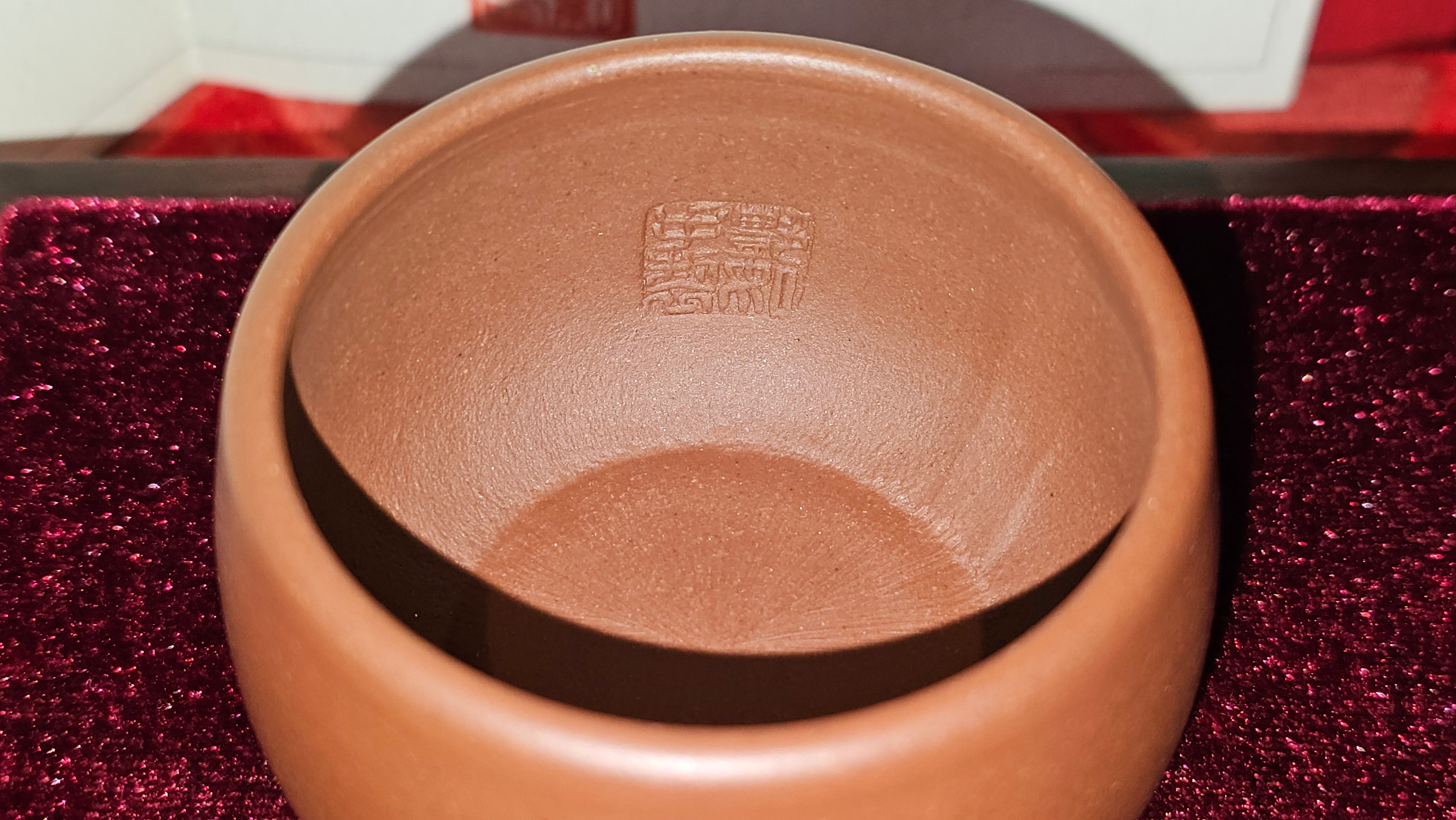 《杯》"Bei" ~ Cup, 100.6ml (when full), Di Cao Qing Zi Ni 底槽青紫泥 ~ Crafted by L3A Consummate Master Artist Li Yan Ru 李艳如 ~ Congratulations to Mr T.A., 1939hrs 24th June 2025, Samorin, Slovakia 🇸🇰.