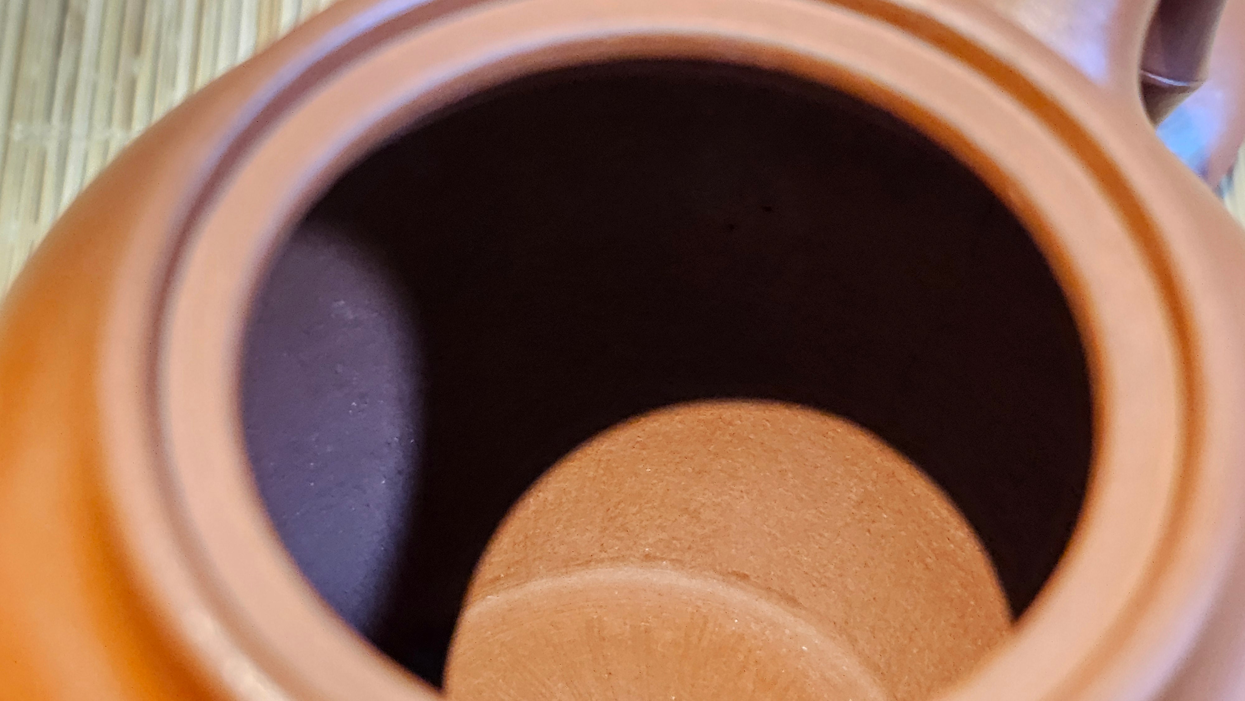 《高风亮节》"Gao Feng Liang Jie", 218.3ml, Ornate 花器! ~ Xiao Mei Yao Zhu Ni 小煤窑朱泥,  by Craftsman Shi Yun 石芸 ~ Congratulations!to Ms D.L.! 1440hrs 15th Sept 2025, Minot, ND!