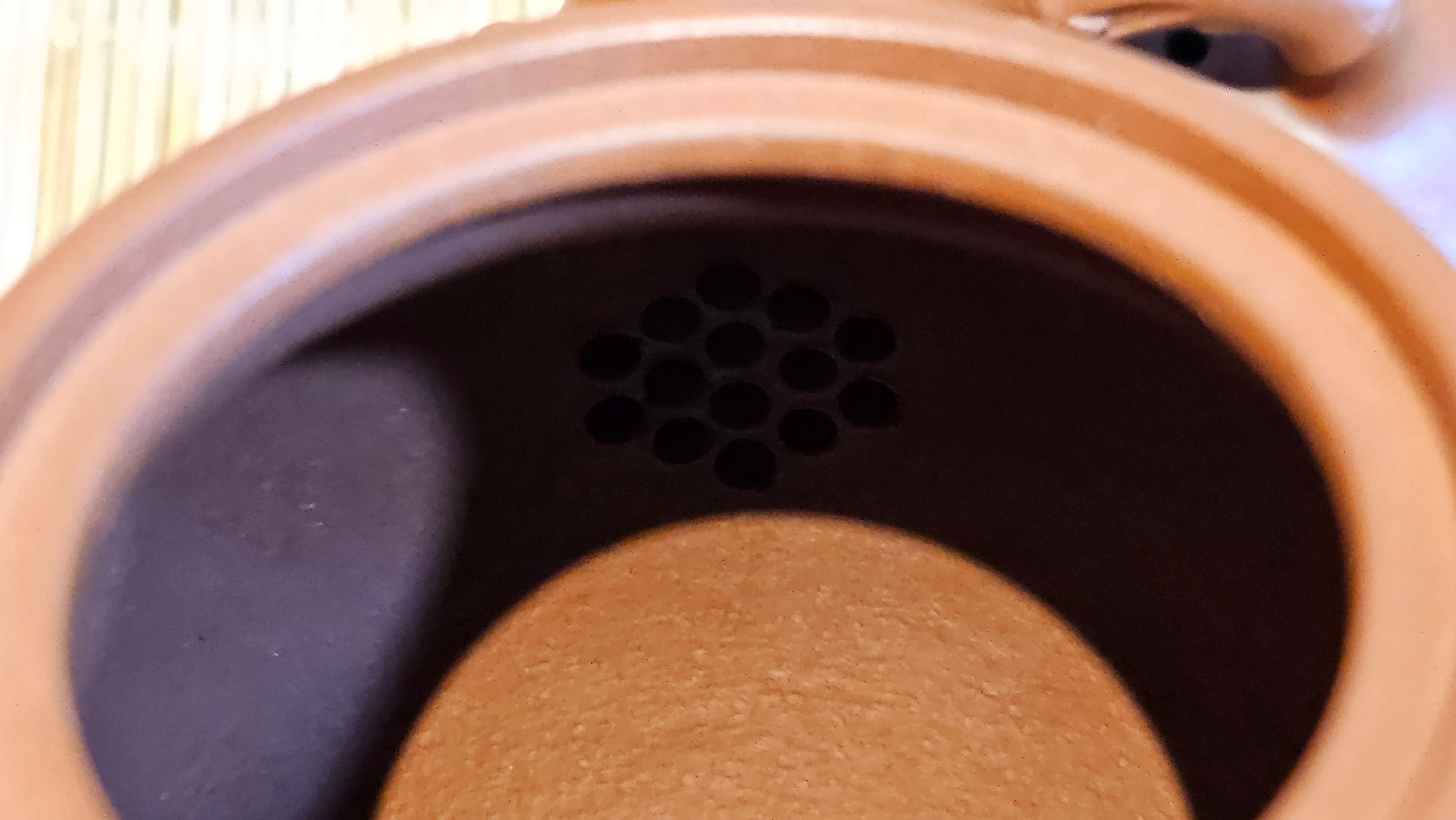 《高风亮节》"Gao Feng Liang Jie", 218.3ml, Ornate 花器! ~ Xiao Mei Yao Zhu Ni 小煤窑朱泥,  by Craftsman Shi Yun 石芸 ~ Congratulations!to Ms D.L.! 1440hrs 15th Sept 2025, Minot, ND!