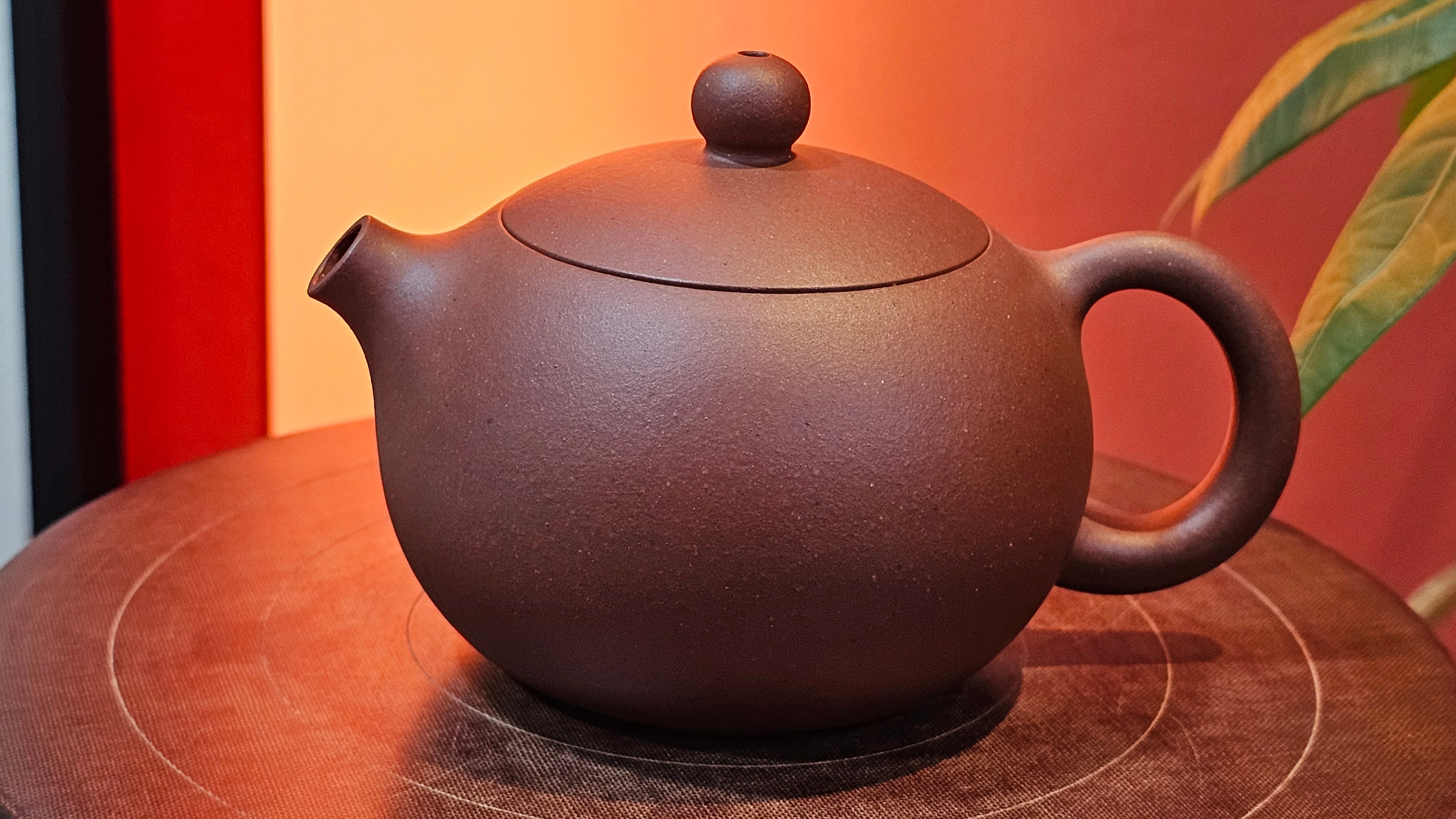 Xi Shi 西施, 168.5ml, Di Cao Qing Zi Ni 底槽青紫泥, by Craftsman Gu Xiao Ming 顾小明 ~ Congratulations to Mr D.T., 2359hrs 29th June 2025, Singapore 🇸🇬.