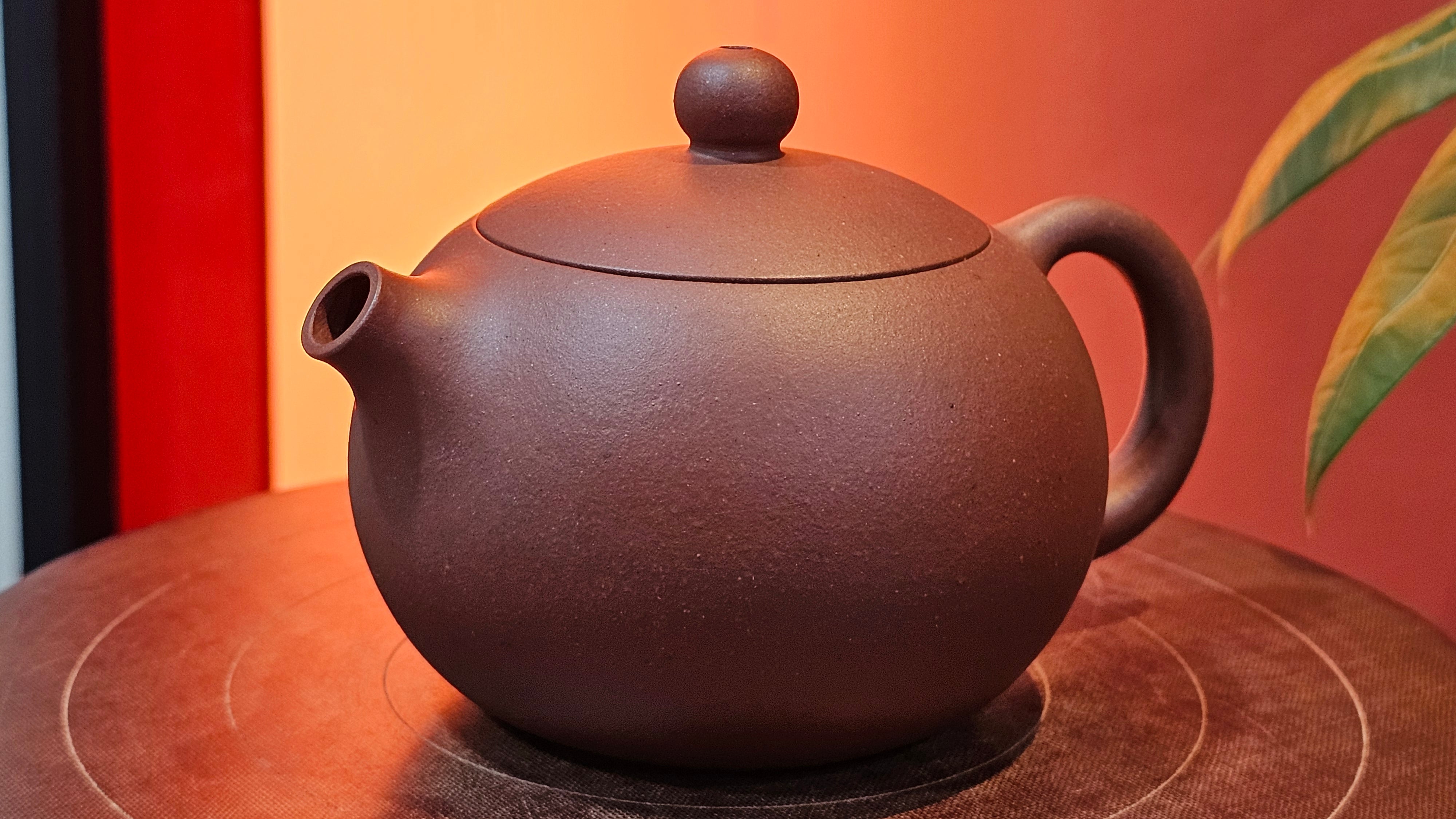 Xi Shi 西施, 168.5ml, Di Cao Qing Zi Ni 底槽青紫泥, by Craftsman Gu Xiao Ming 顾小明 ~ Congratulations to Mr D.T., 2359hrs 29th June 2025, Singapore 🇸🇬.