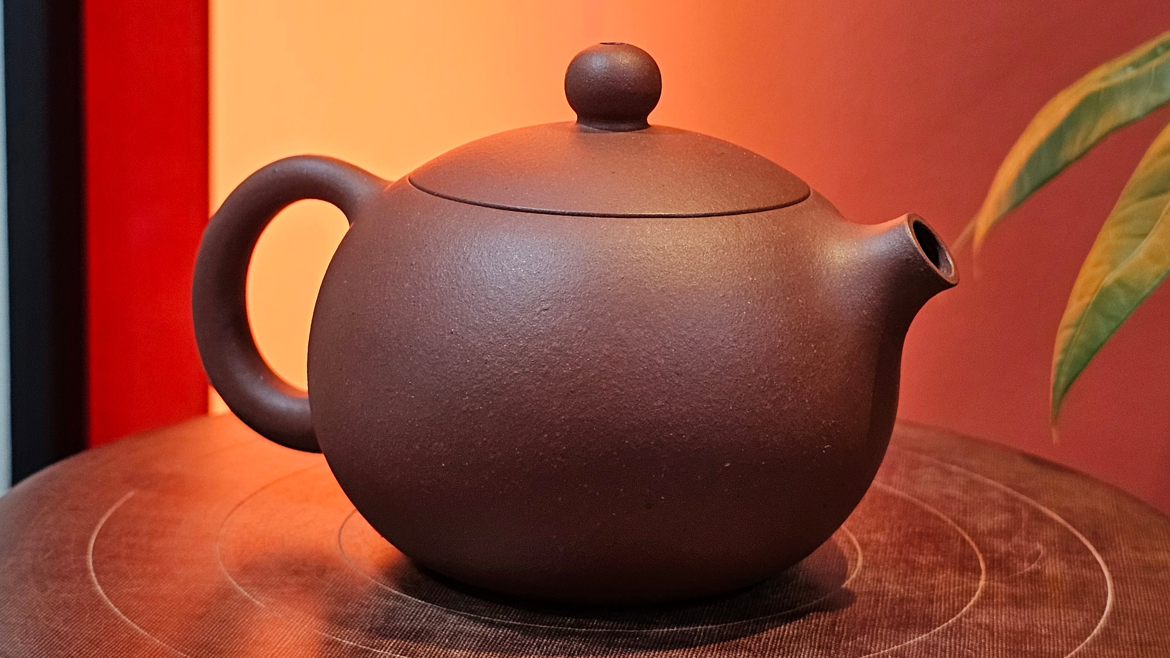 Xi Shi 西施, 168.5ml, Di Cao Qing Zi Ni 底槽青紫泥, by Craftsman Gu Xiao Ming 顾小明 ~ Congratulations to Mr D.T., 2359hrs 29th June 2025, Singapore 🇸🇬.