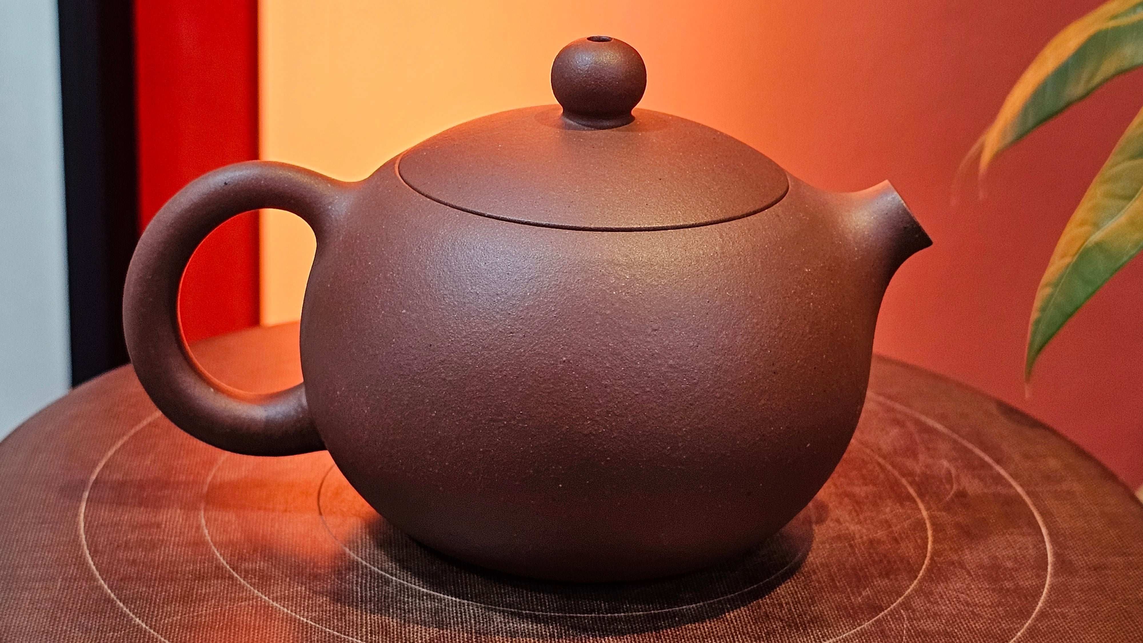 Xi Shi 西施, 168.5ml, Di Cao Qing Zi Ni 底槽青紫泥, by Craftsman Gu Xiao Ming 顾小明 ~ Congratulations to Mr D.T., 2359hrs 29th June 2025, Singapore 🇸🇬.