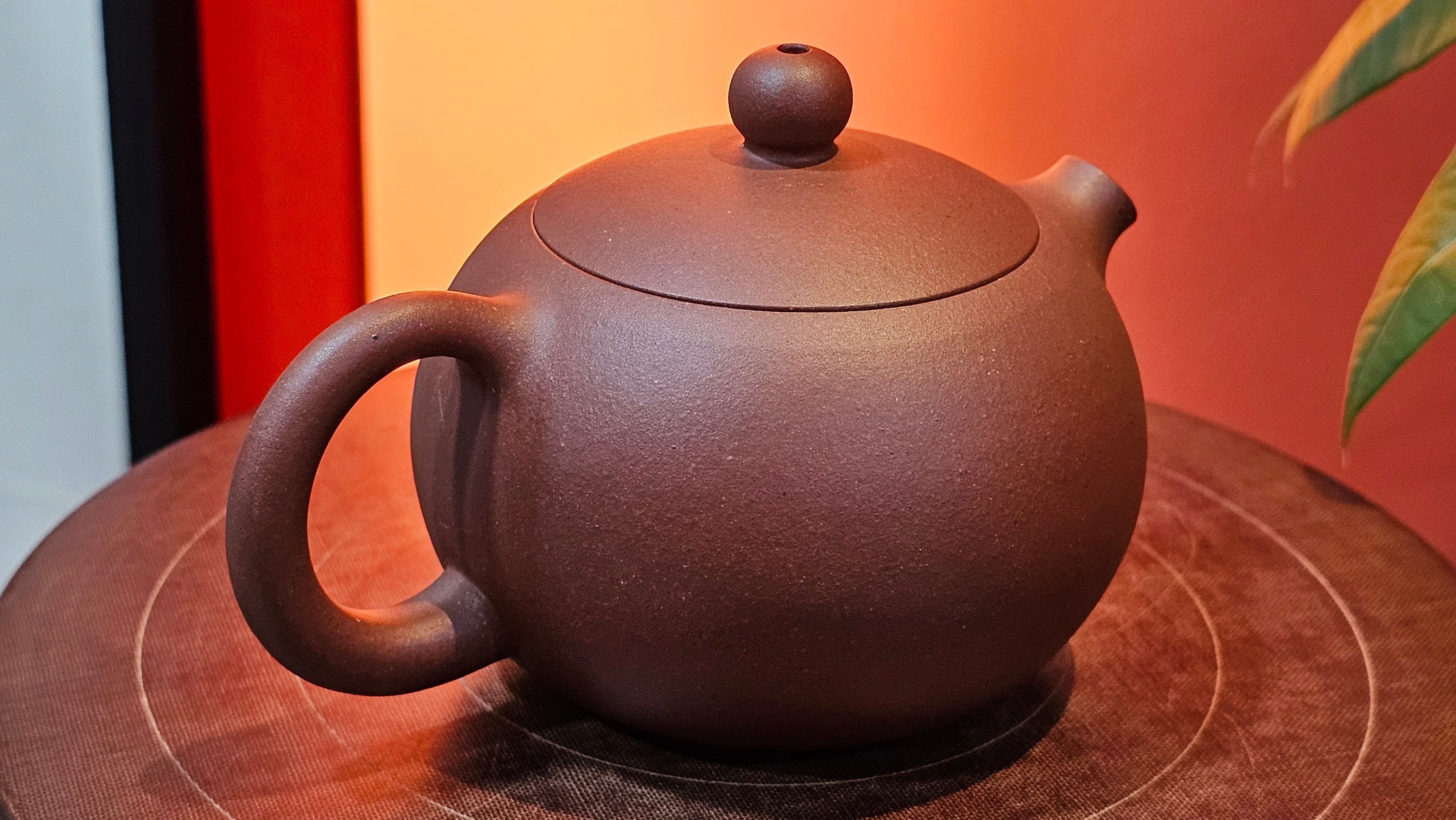 Xi Shi 西施, 168.5ml, Di Cao Qing Zi Ni 底槽青紫泥, by Craftsman Gu Xiao Ming 顾小明 ~ Congratulations to Mr D.T., 2359hrs 29th June 2025, Singapore 🇸🇬.