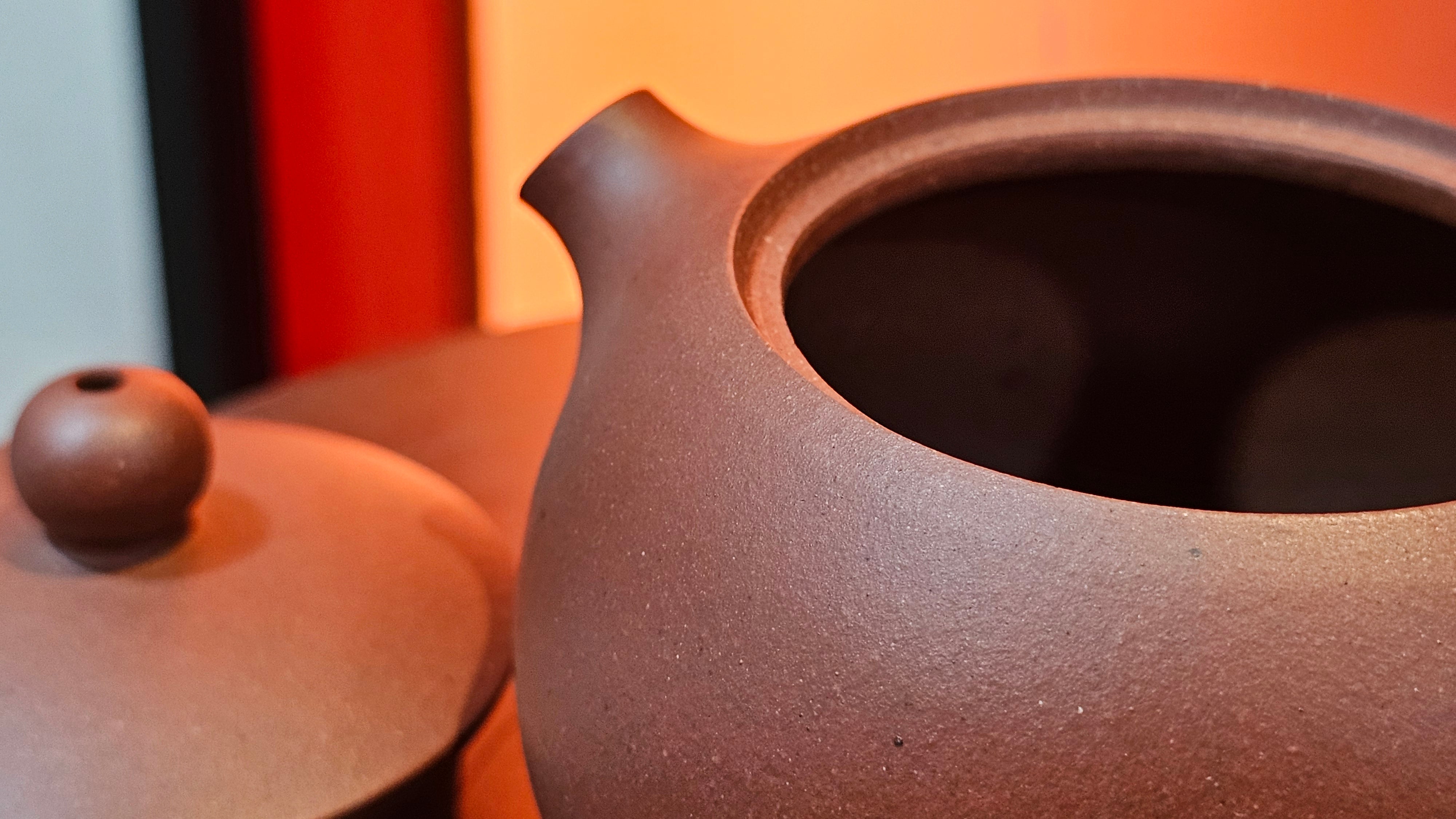 Xi Shi 西施, 168.5ml, Di Cao Qing Zi Ni 底槽青紫泥, by Craftsman Gu Xiao Ming 顾小明 ~ Congratulations to Mr D.T., 2359hrs 29th June 2025, Singapore 🇸🇬.