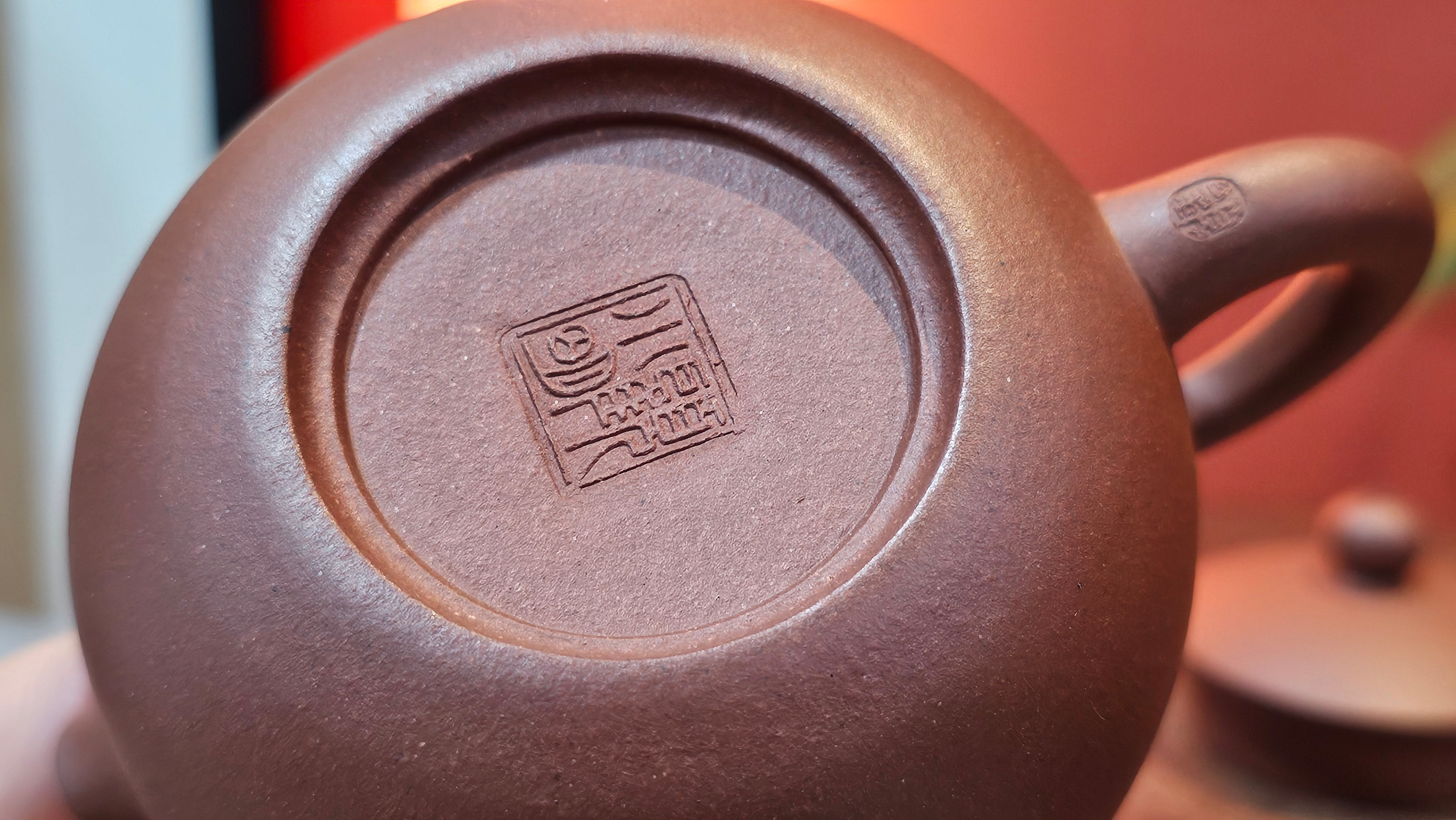 Xi Shi 西施, 168.5ml, Di Cao Qing Zi Ni 底槽青紫泥, by Craftsman Gu Xiao Ming 顾小明 ~ Congratulations to Mr D.T., 2359hrs 29th June 2025, Singapore 🇸🇬.