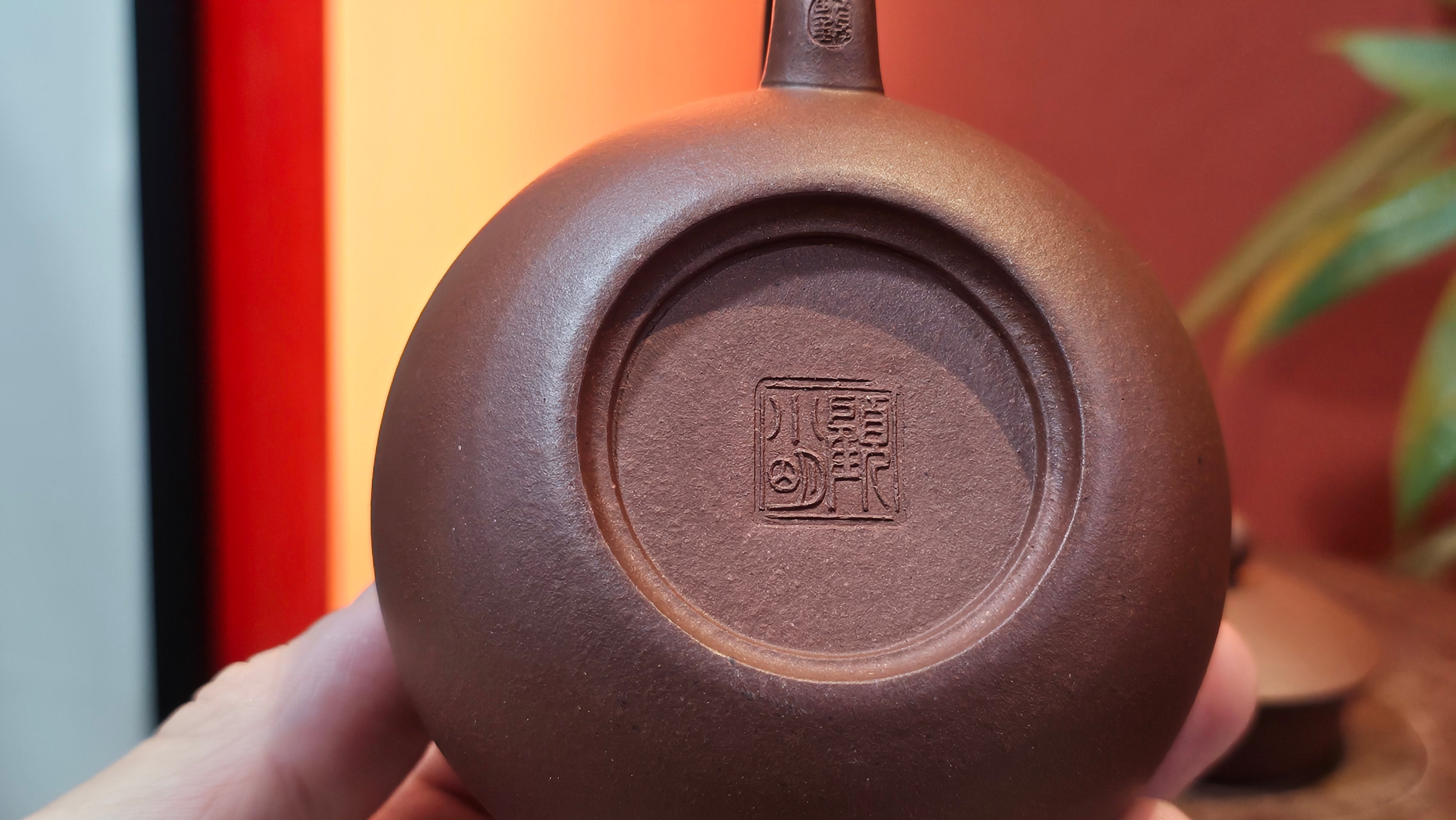 Xi Shi 西施, 168.5ml, Di Cao Qing Zi Ni 底槽青紫泥, by Craftsman Gu Xiao Ming 顾小明 ~ Congratulations to Mr D.T., 2359hrs 29th June 2025, Singapore 🇸🇬.