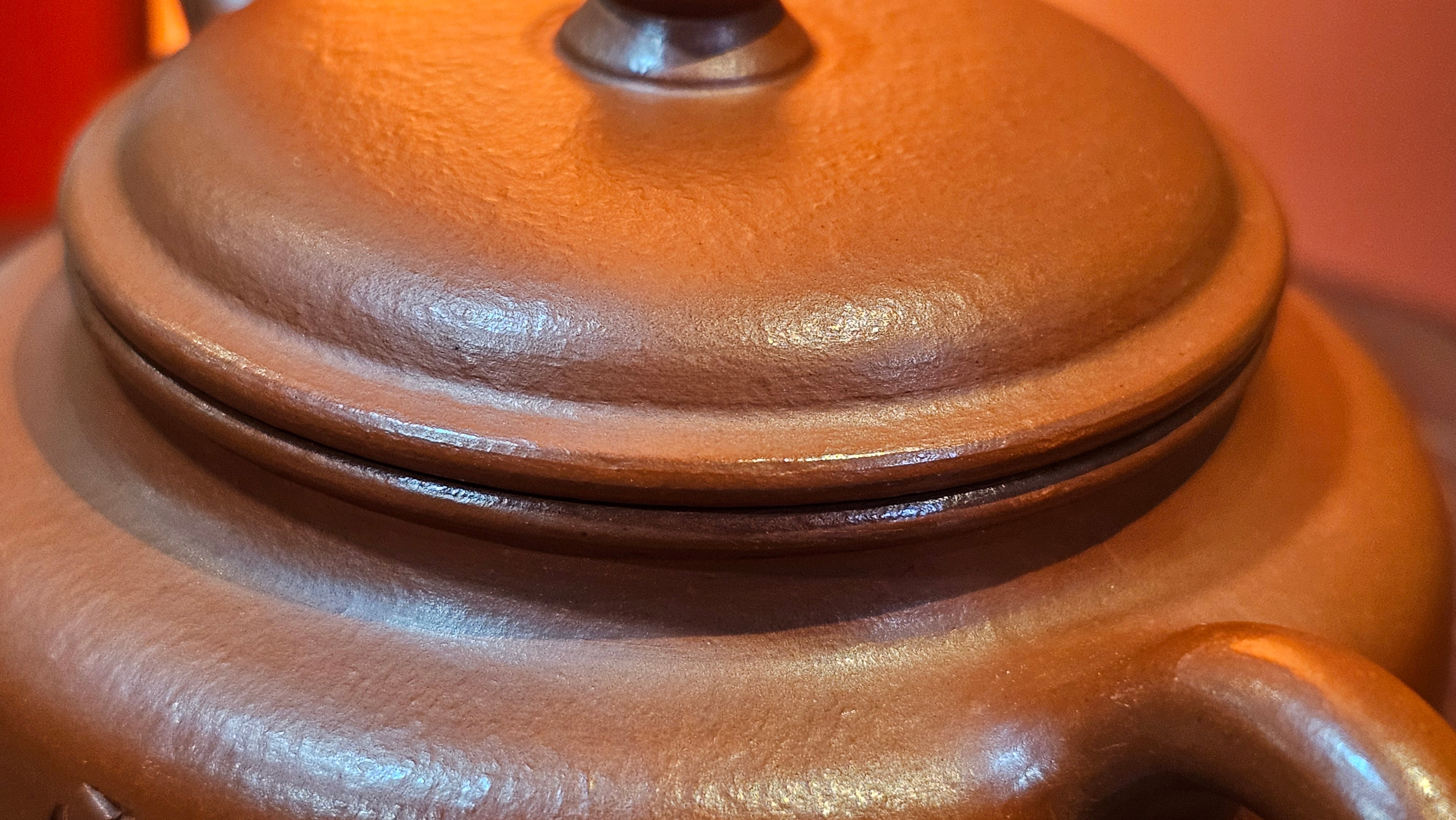 De Zhong 德钟 (Ai De Zhong 矮德钟), 120.9ml, Xiao Mei Yao Zhu Ni 小煤窑朱泥, by Craftsman Shi Yun 石芸 ~ Congratulations to Mr J.A., 1031hrs 5th July 2025, Farmville, NC.