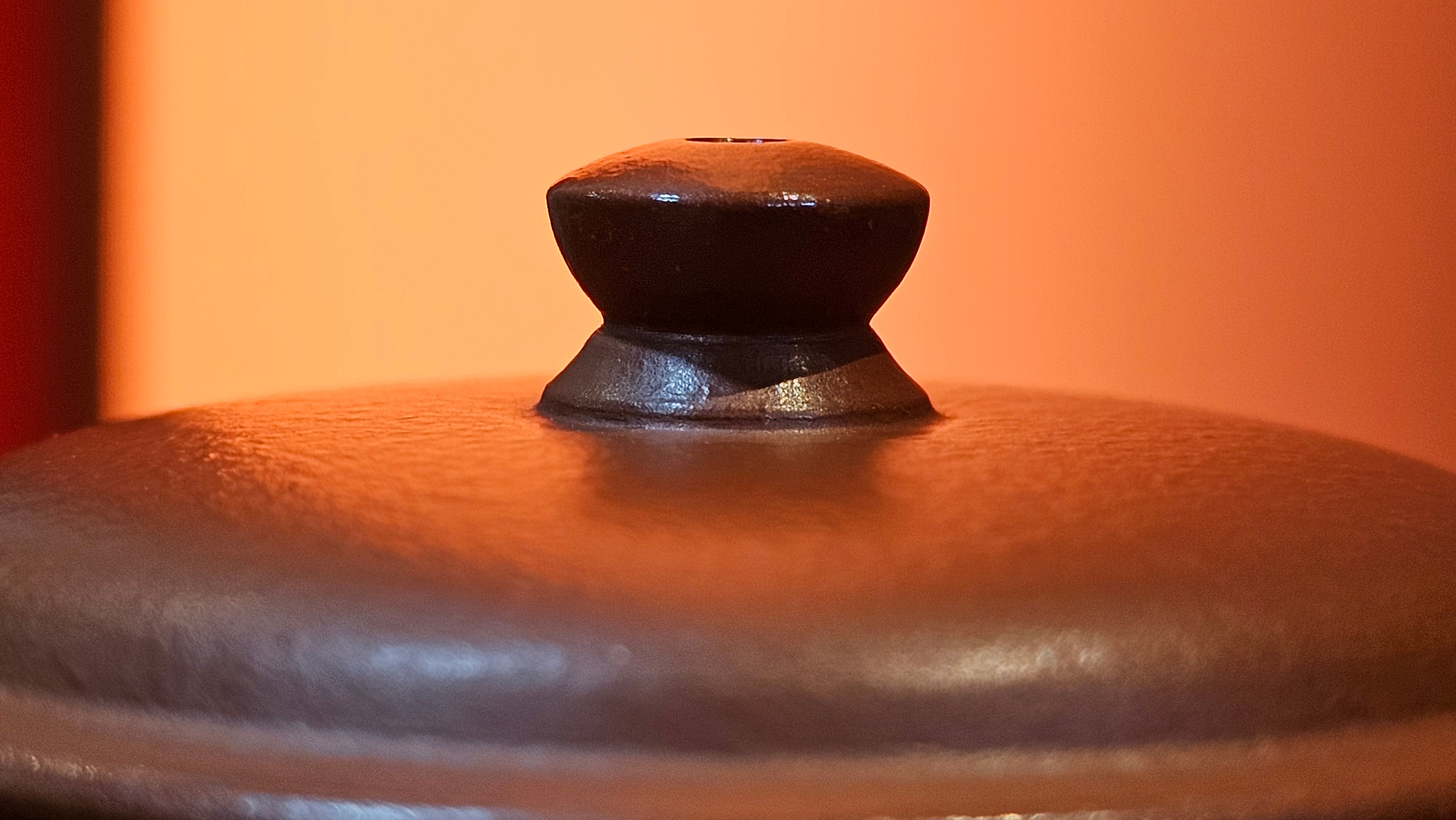 De Zhong 德钟 (Ai De Zhong 矮德钟), 120.9ml, Xiao Mei Yao Zhu Ni 小煤窑朱泥, by Craftsman Shi Yun 石芸 ~ Congratulations to Mr J.A., 1031hrs 5th July 2025, Farmville, NC.