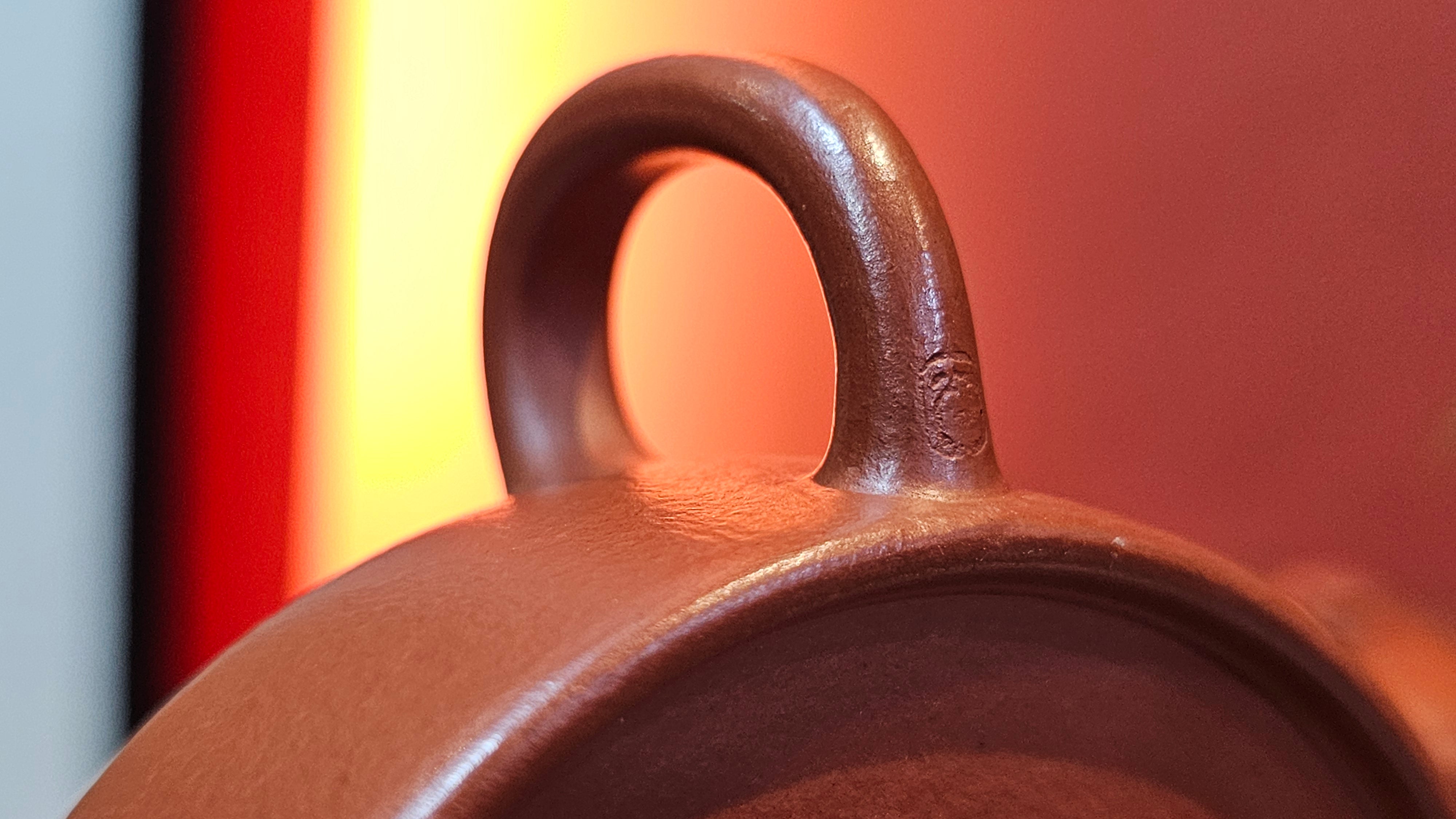 De Zhong 德钟 (Ai De Zhong 矮德钟), 120.9ml, Xiao Mei Yao Zhu Ni 小煤窑朱泥, by Craftsman Shi Yun 石芸 ~ Congratulations to Mr J.A., 1031hrs 5th July 2025, Farmville, NC.