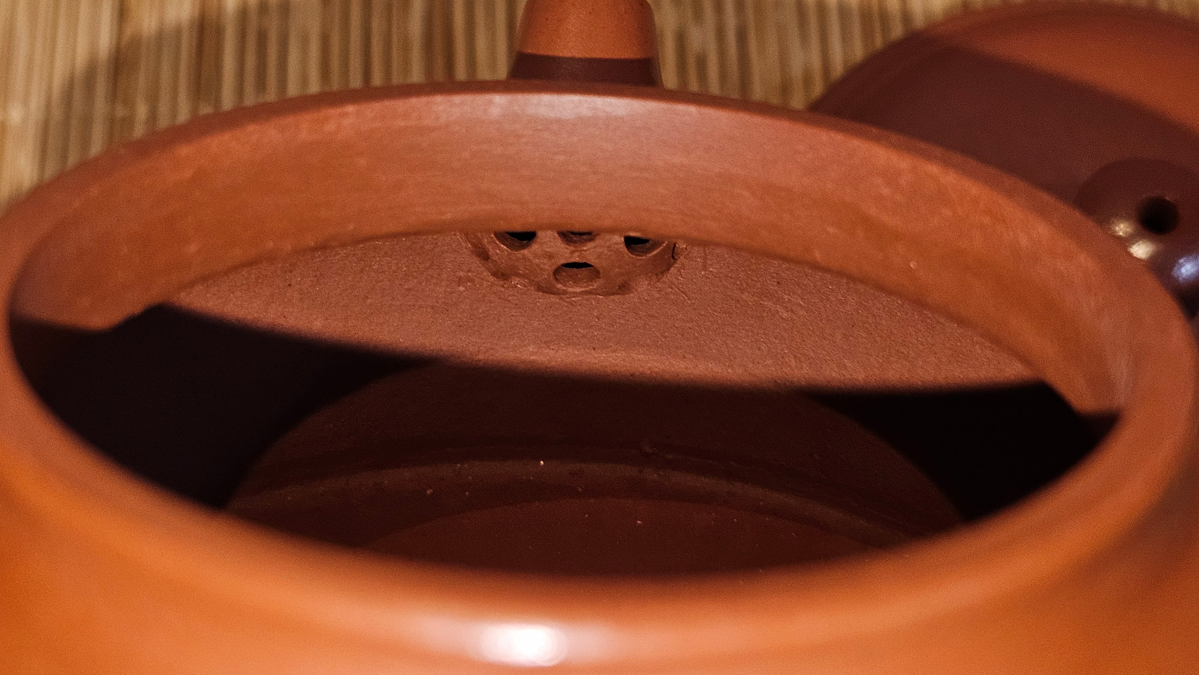 De Zhong 德钟 (Ai De Zhong 矮德钟), 120.9ml, Xiao Mei Yao Zhu Ni 小煤窑朱泥, by Craftsman Shi Yun 石芸 ~ Congratulations to Mr J.A., 1031hrs 5th July 2025, Farmville, NC.