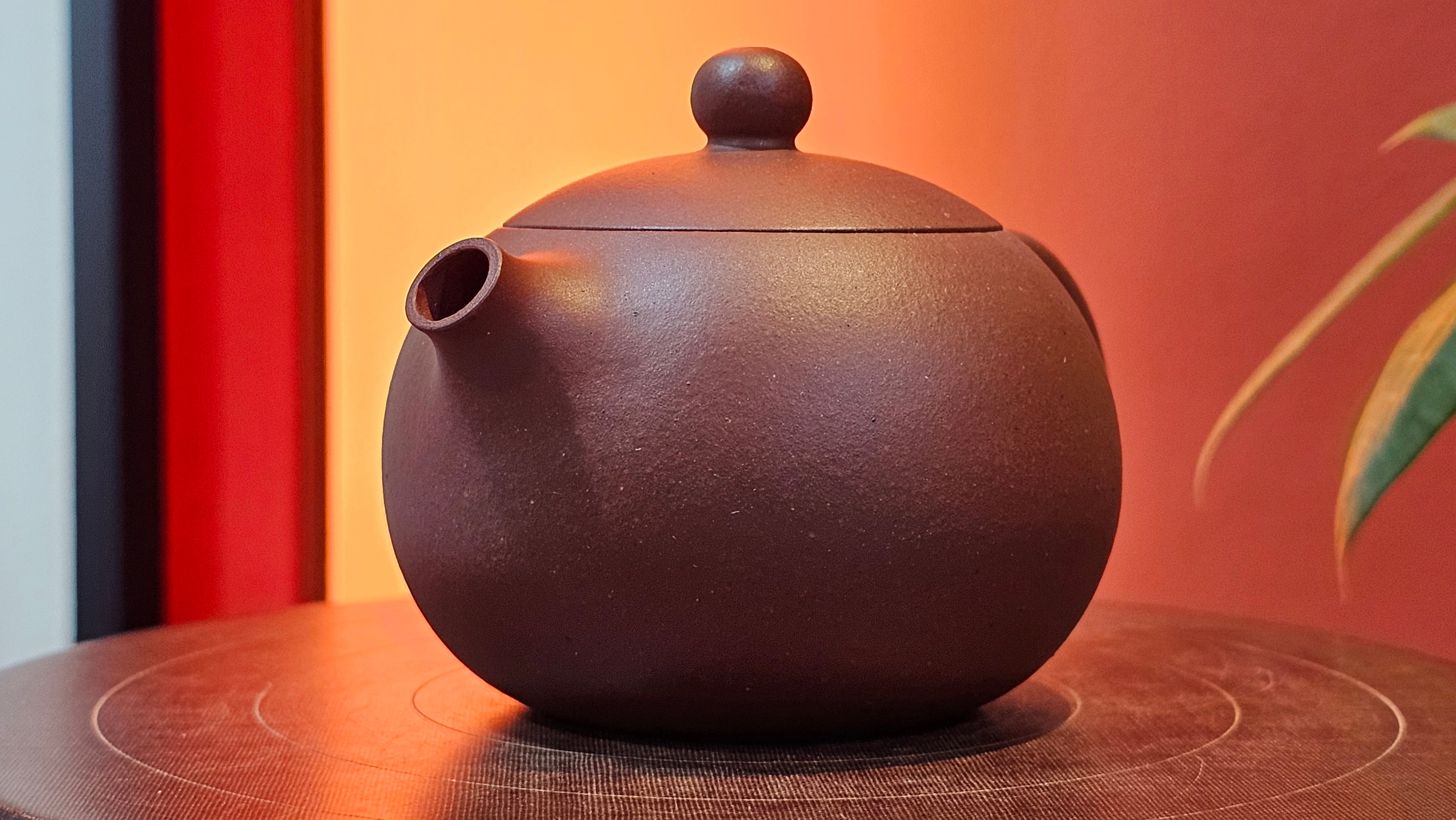 Xi Shi 西施, 164.8ml, Di Cao Qing Zi Ni 底槽青紫泥, by Craftsman Gu Xiao Ming 顾小明 ~ Congratulations to Mr M.P., 1353hrs 2nd July 2025, Bucharest, Romania 🇷🇴.