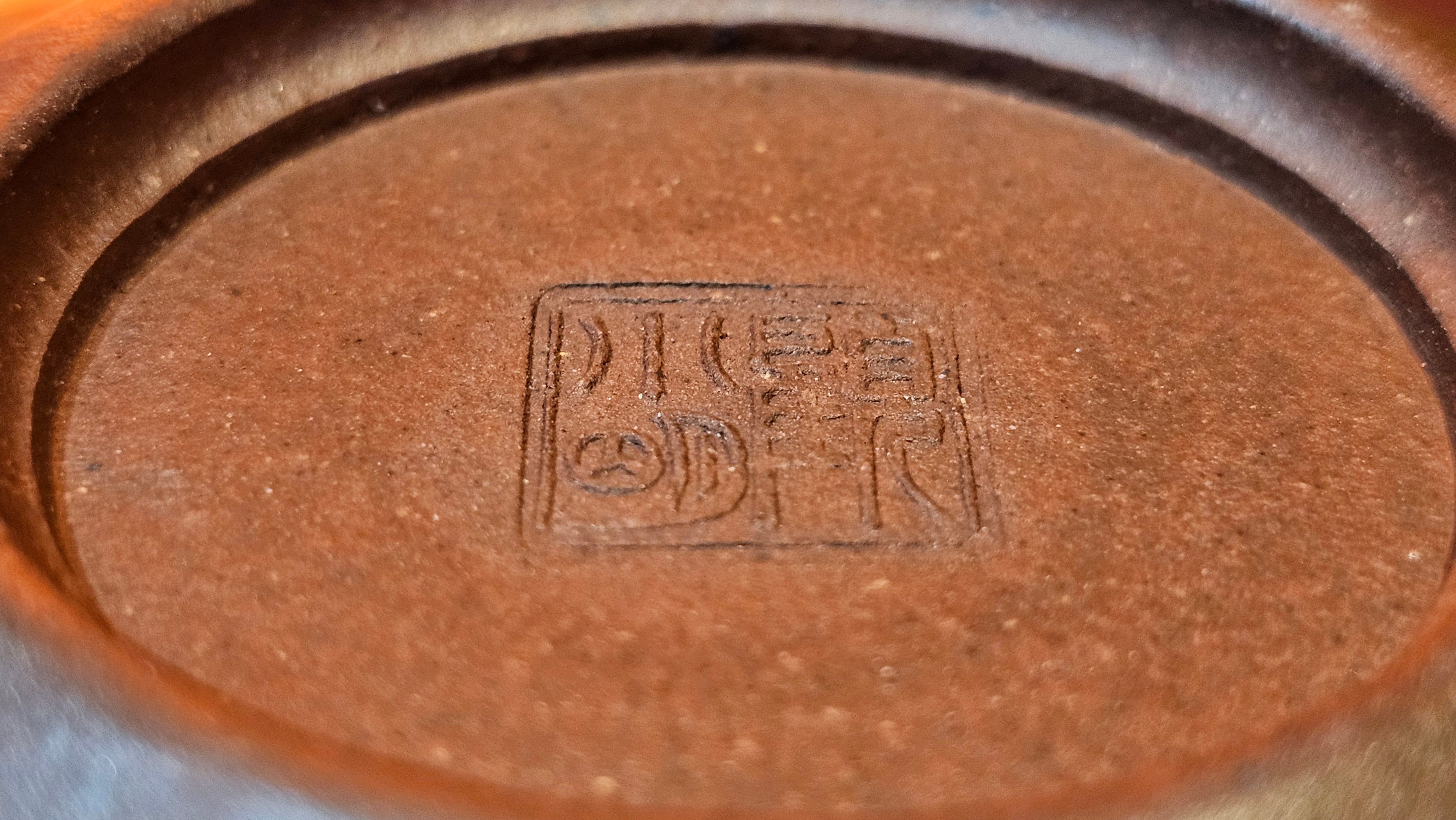 Xi Shi 西施, 164.8ml, Di Cao Qing Zi Ni 底槽青紫泥, by Craftsman Gu Xiao Ming 顾小明 ~ Congratulations to Mr M.P., 1353hrs 2nd July 2025, Bucharest, Romania 🇷🇴.