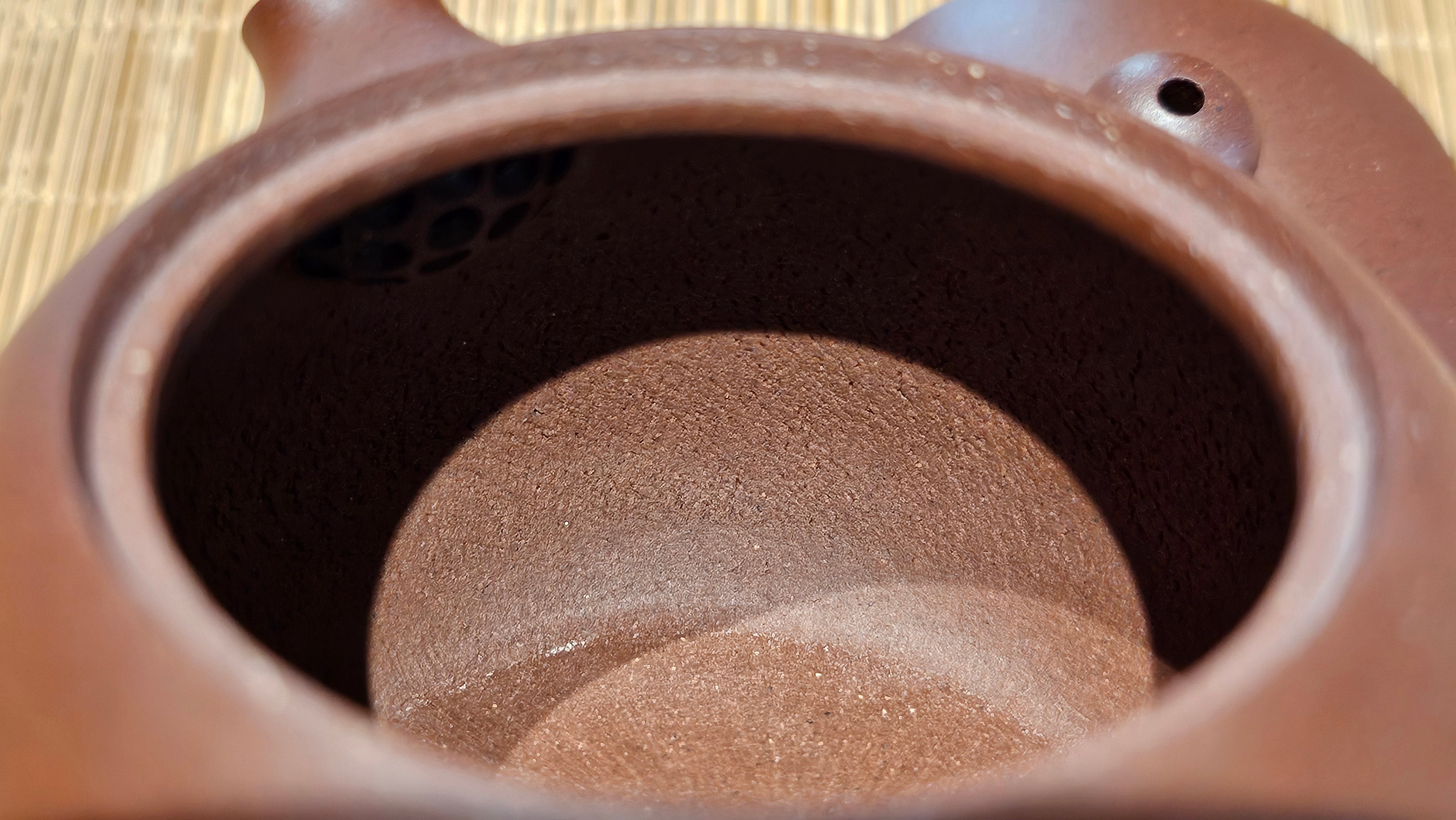 Xi Shi 西施, 164.8ml, Di Cao Qing Zi Ni 底槽青紫泥, by Craftsman Gu Xiao Ming 顾小明 ~ Congratulations to Mr M.P., 1353hrs 2nd July 2025, Bucharest, Romania 🇷🇴.