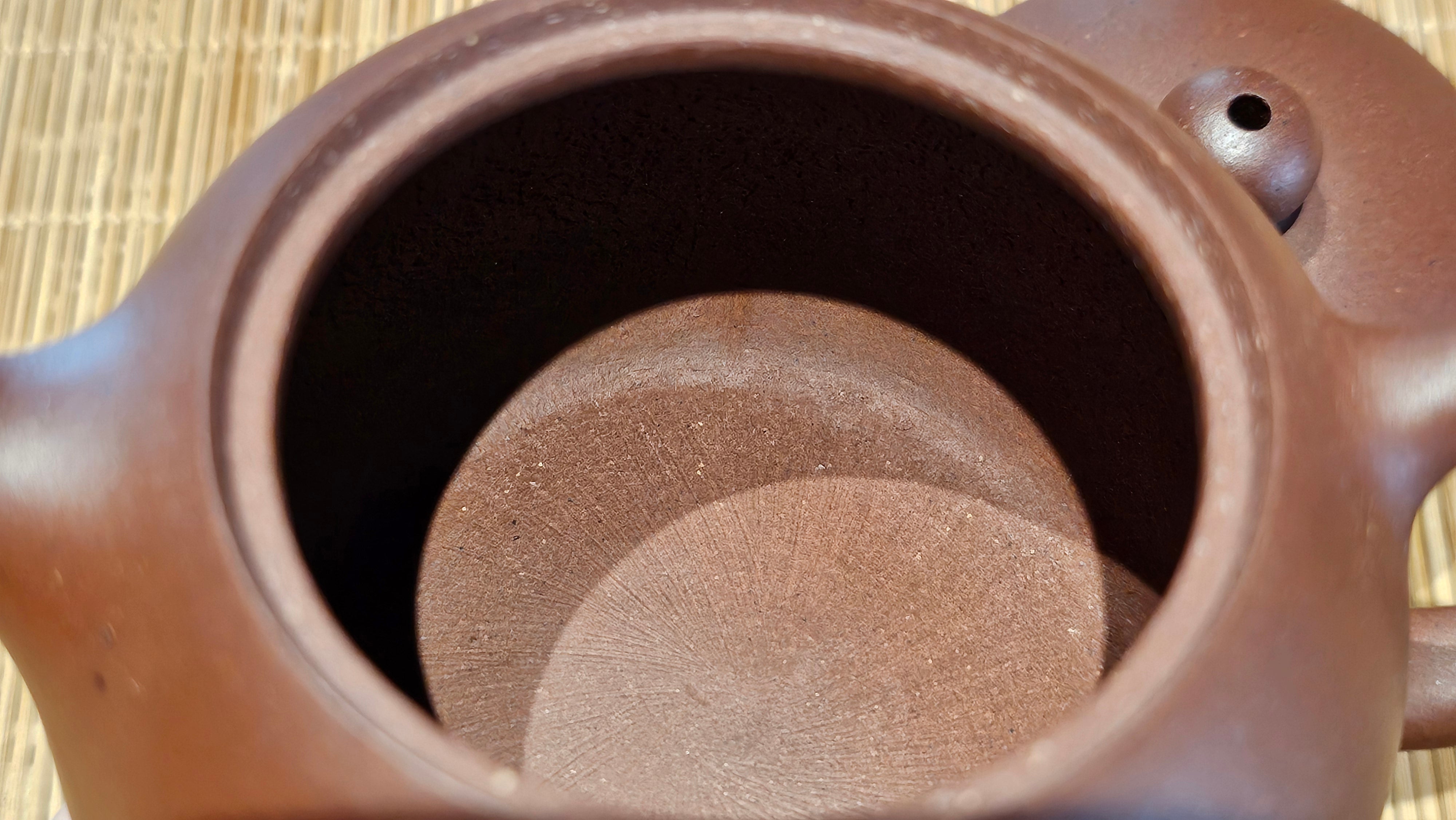 Xi Shi 西施, 164.8ml, Di Cao Qing Zi Ni 底槽青紫泥, by Craftsman Gu Xiao Ming 顾小明 ~ Congratulations to Mr M.P., 1353hrs 2nd July 2025, Bucharest, Romania 🇷🇴.