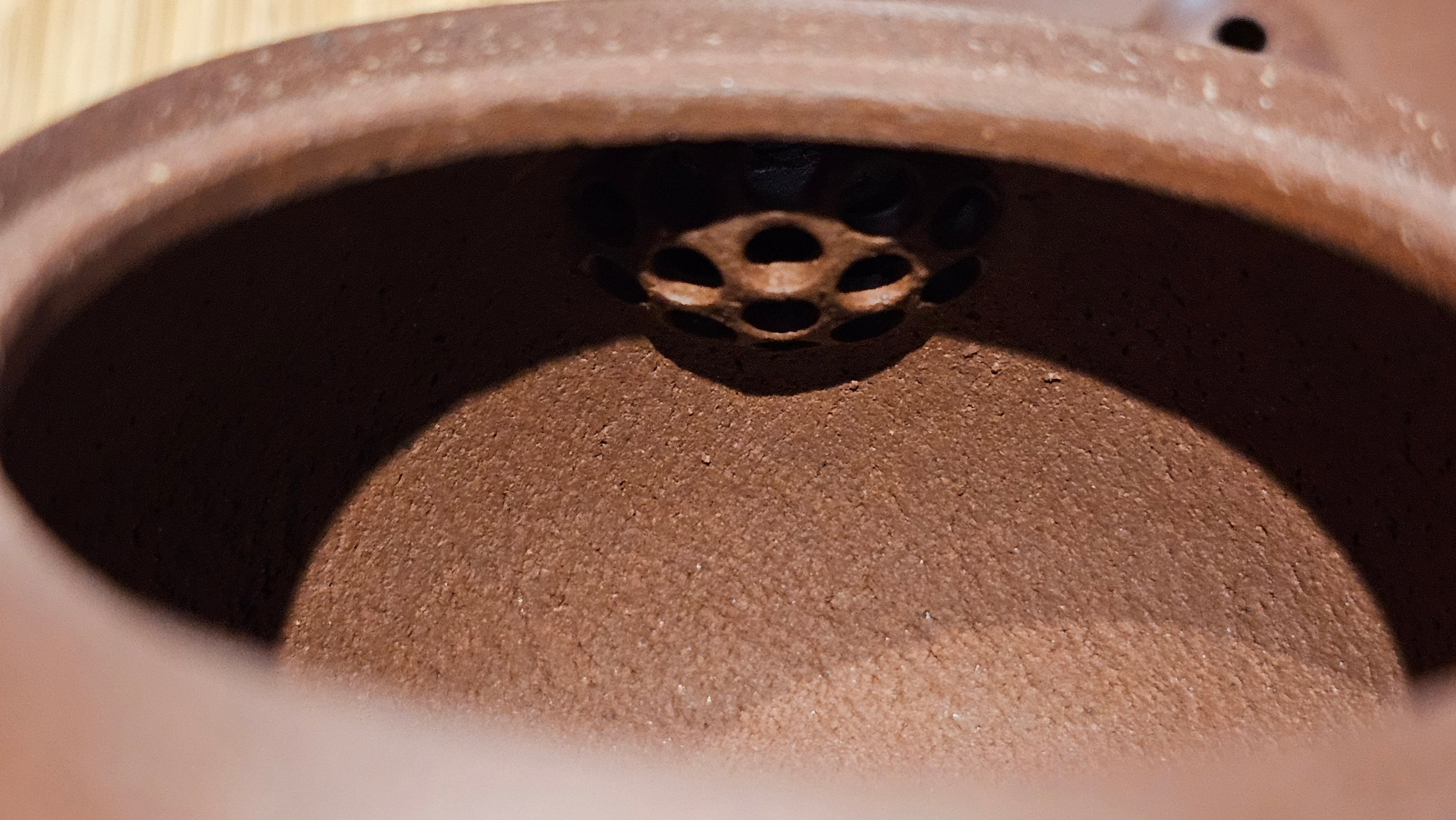 Xi Shi 西施, 164.8ml, Di Cao Qing Zi Ni 底槽青紫泥, by Craftsman Gu Xiao Ming 顾小明 ~ Congratulations to Mr M.P., 1353hrs 2nd July 2025, Bucharest, Romania 🇷🇴.