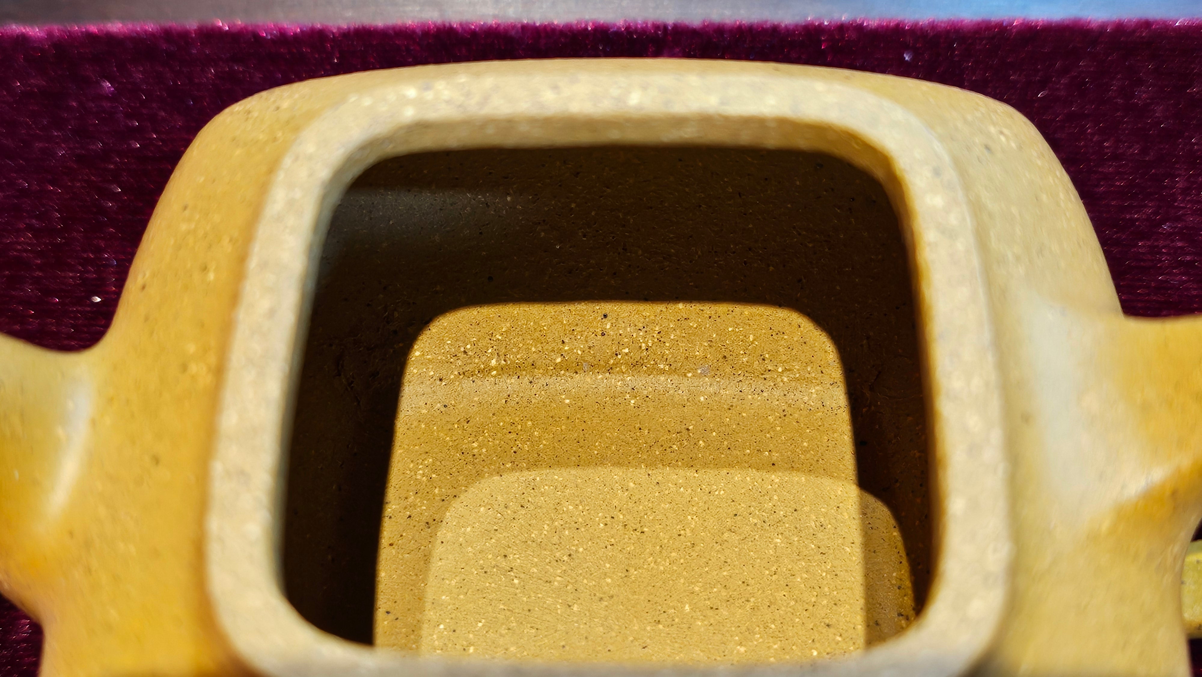 《传炉》"Chuan Lu", 147.5ml, Ben Shan Duan Ni 本山段泥 ~ Crafted by L3A Consummate Master Artist Li Yan Ru 李艳如 ~ Congratulations to Mr A.Y., 2228hrs 2nd July 2025, Millbrae, CA.