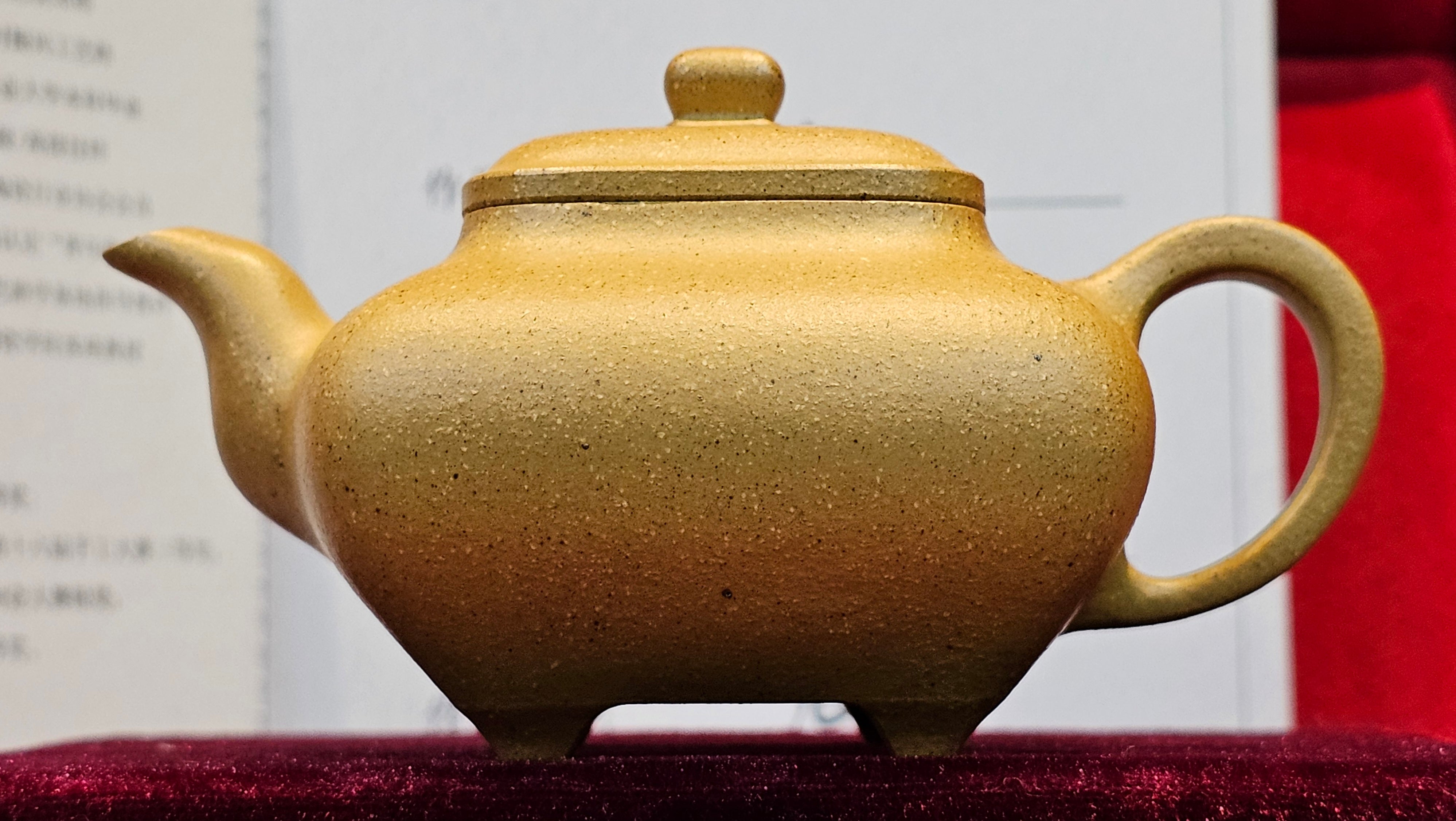 《传炉》"Chuan Lu", 147.5ml, Ben Shan Duan Ni 本山段泥 ~ Crafted by L3A Consummate Master Artist Li Yan Ru 李艳如 ~ Congratulations to Mr A.Y., 2228hrs 2nd July 2025, Millbrae, CA.