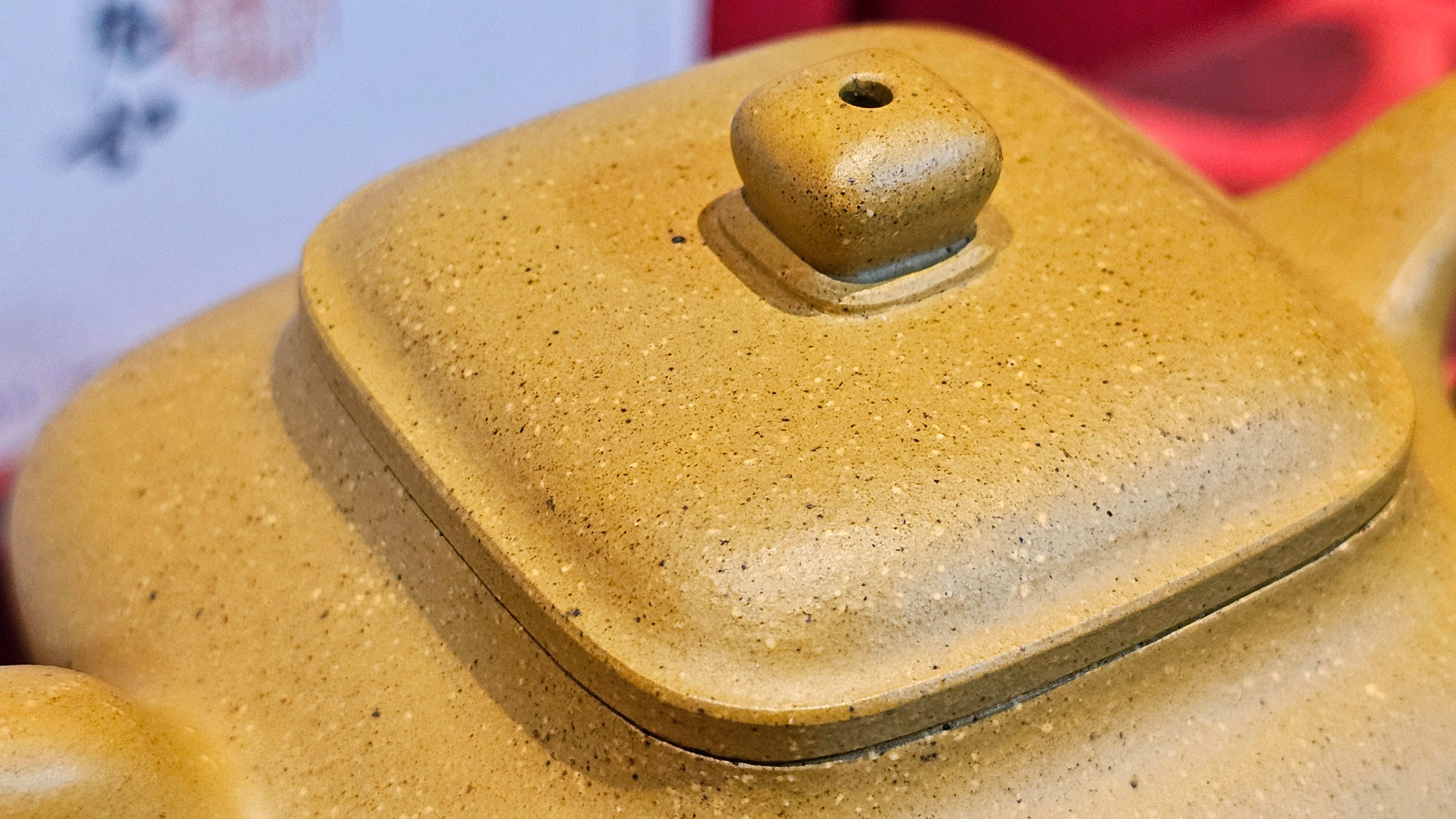 《传炉》"Chuan Lu", 147.5ml, Ben Shan Duan Ni 本山段泥 ~ Crafted by L3A Consummate Master Artist Li Yan Ru 李艳如 ~ Congratulations to Mr A.Y., 2228hrs 2nd July 2025, Millbrae, CA.