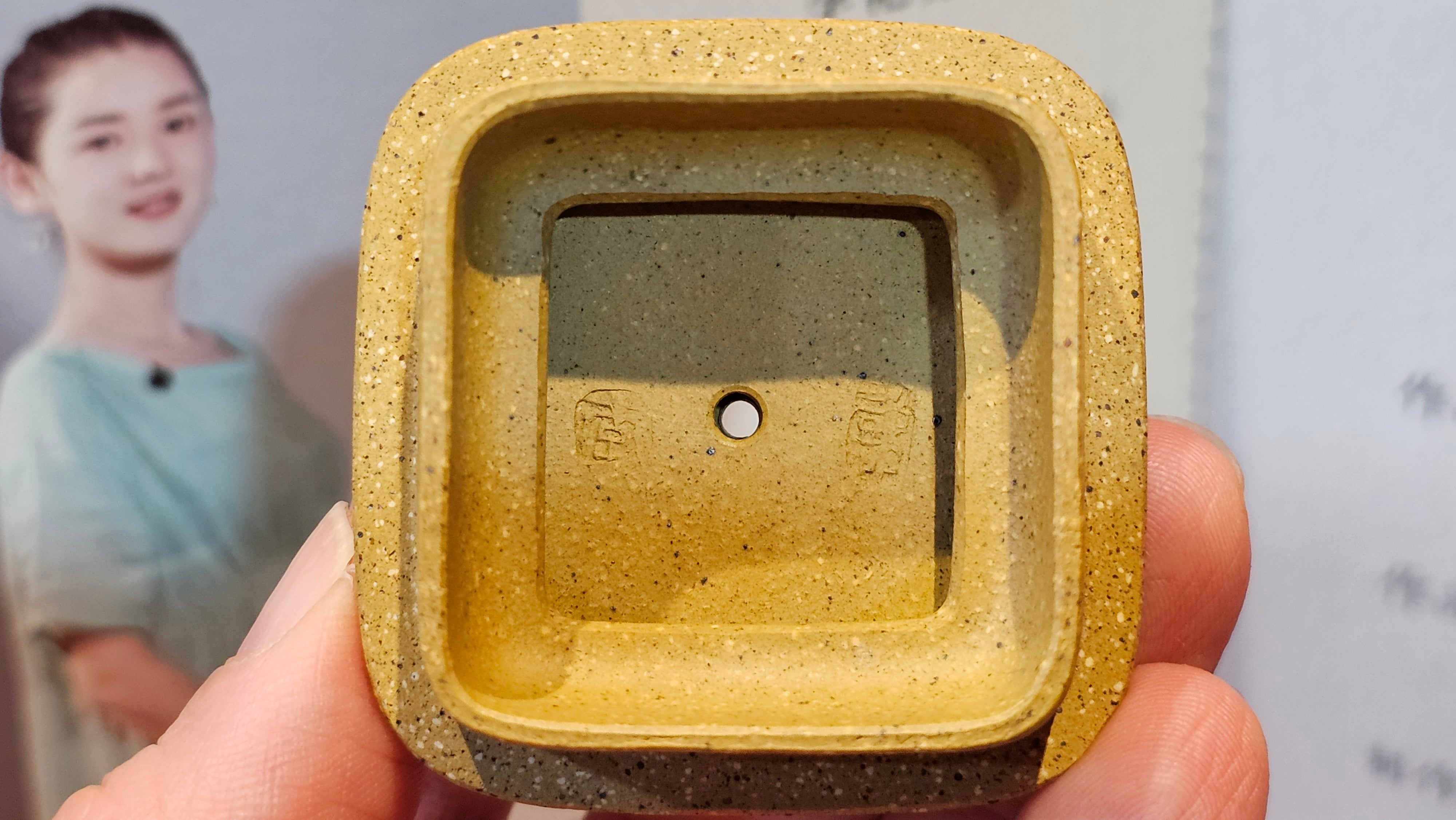 《传炉》"Chuan Lu", 147.5ml, Ben Shan Duan Ni 本山段泥 ~ Crafted by L3A Consummate Master Artist Li Yan Ru 李艳如 ~ Congratulations to Mr A.Y., 2228hrs 2nd July 2025, Millbrae, CA.