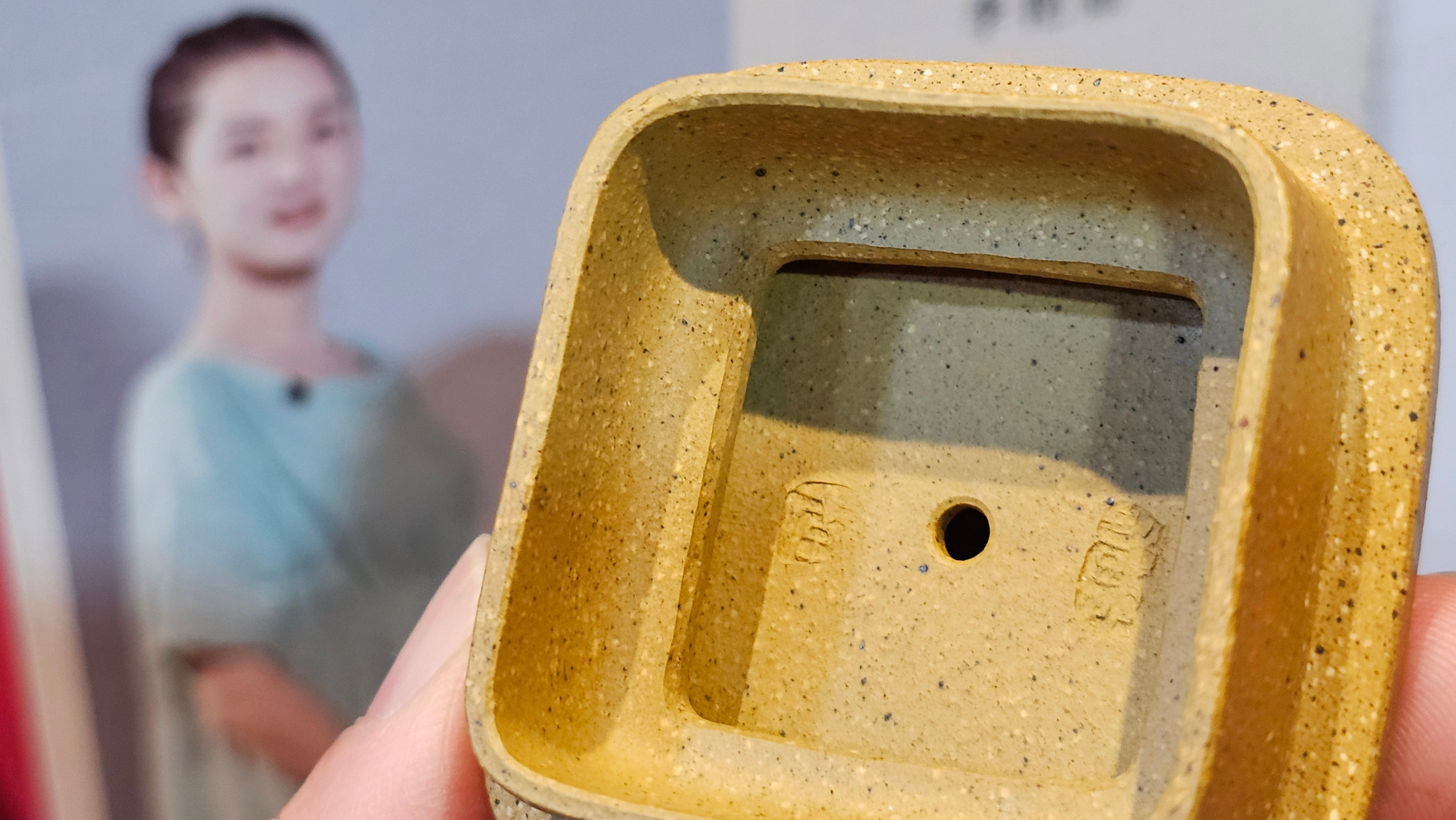 《传炉》"Chuan Lu", 147.5ml, Ben Shan Duan Ni 本山段泥 ~ Crafted by L3A Consummate Master Artist Li Yan Ru 李艳如 ~ Congratulations to Mr A.Y., 2228hrs 2nd July 2025, Millbrae, CA.