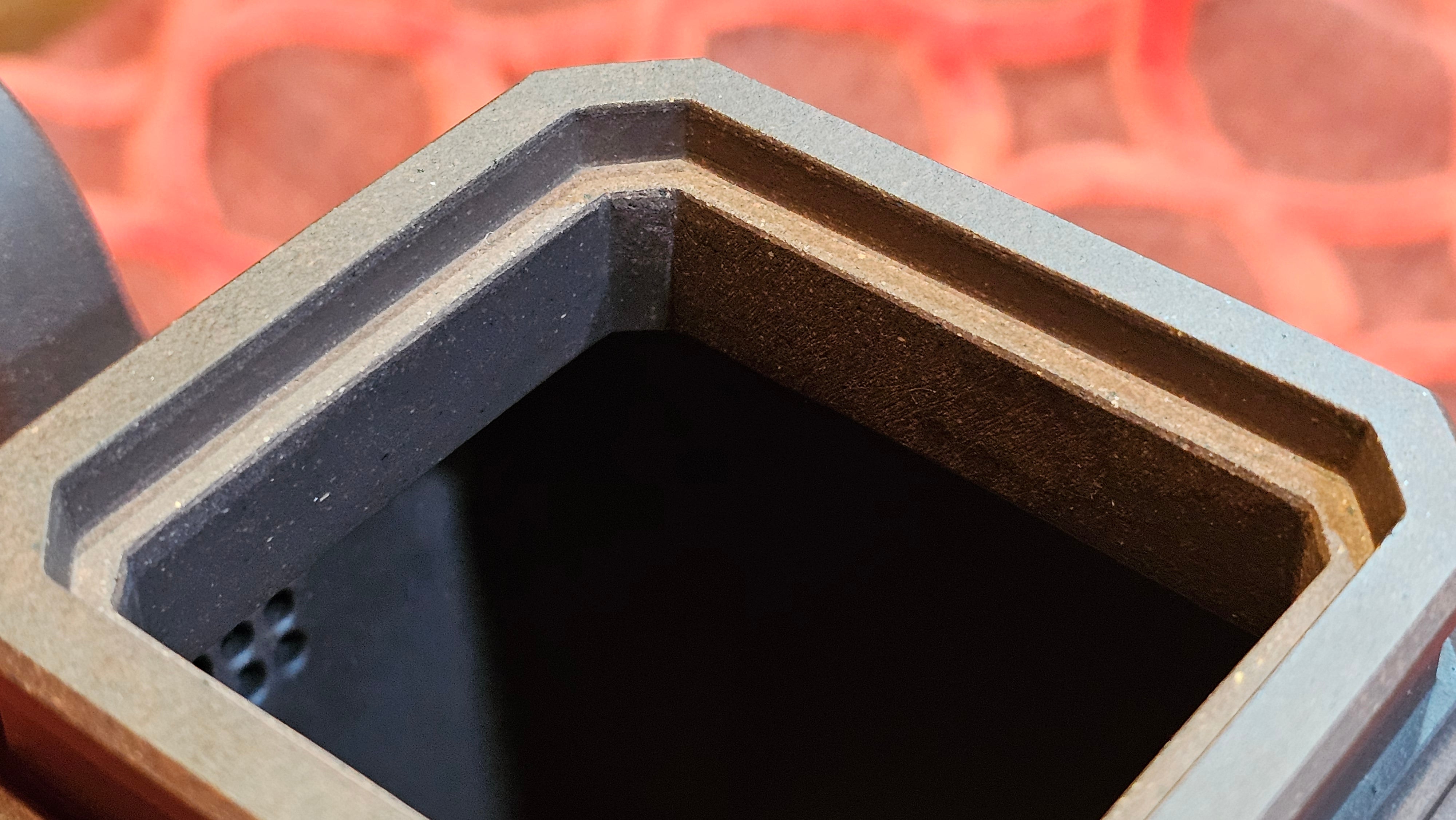 《将军》"Jiang Jun" ~ The General, 405.1ml, Di Cao Qing Zi Ni 底槽青紫泥, Crafted By L2A Senior Consummate Artist Yuan Hui 高级振兴技艺师兼高级工艺美术师~袁辉 ~ Congratulations to Mr A.A.! 0455hrs 18th Oct 2025, Port Franks! Canada🇨🇦.