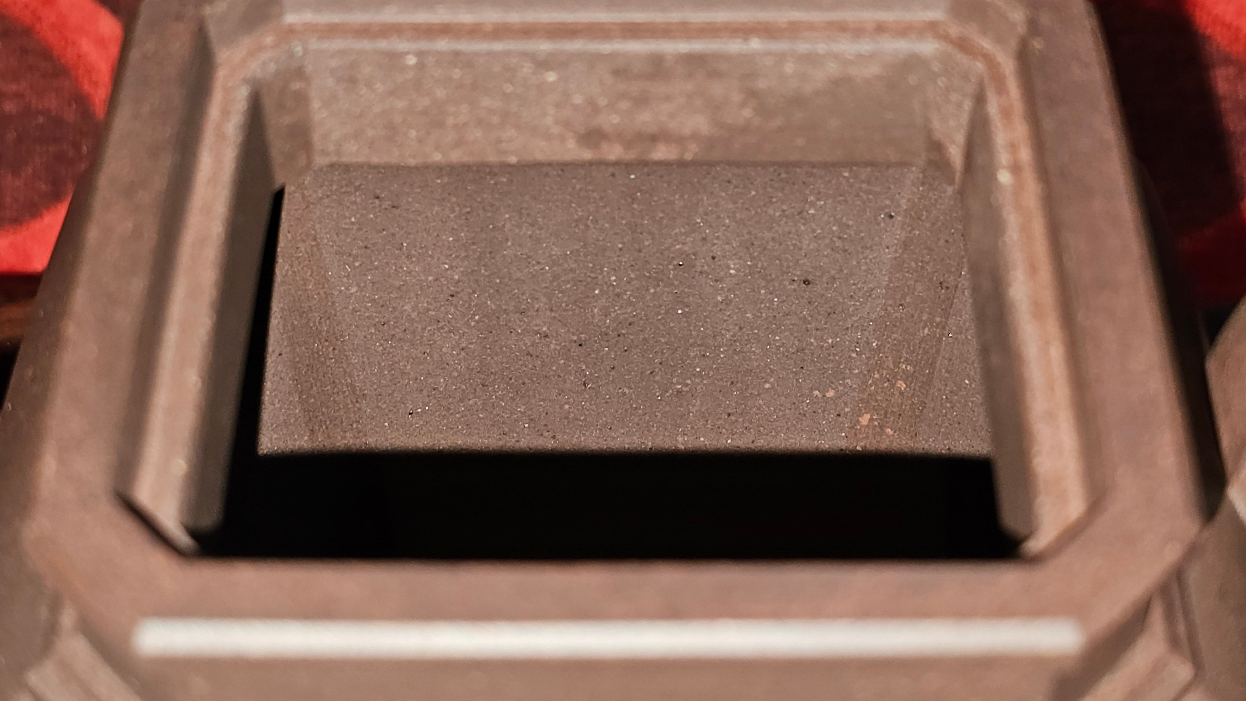 《将军》"Jiang Jun" ~ The General, 405.1ml, Di Cao Qing Zi Ni 底槽青紫泥, Crafted By L2A Senior Consummate Artist Yuan Hui 高级振兴技艺师兼高级工艺美术师~袁辉 ~ Congratulations to Mr A.A.! 0455hrs 18th Oct 2025, Port Franks! Canada🇨🇦.