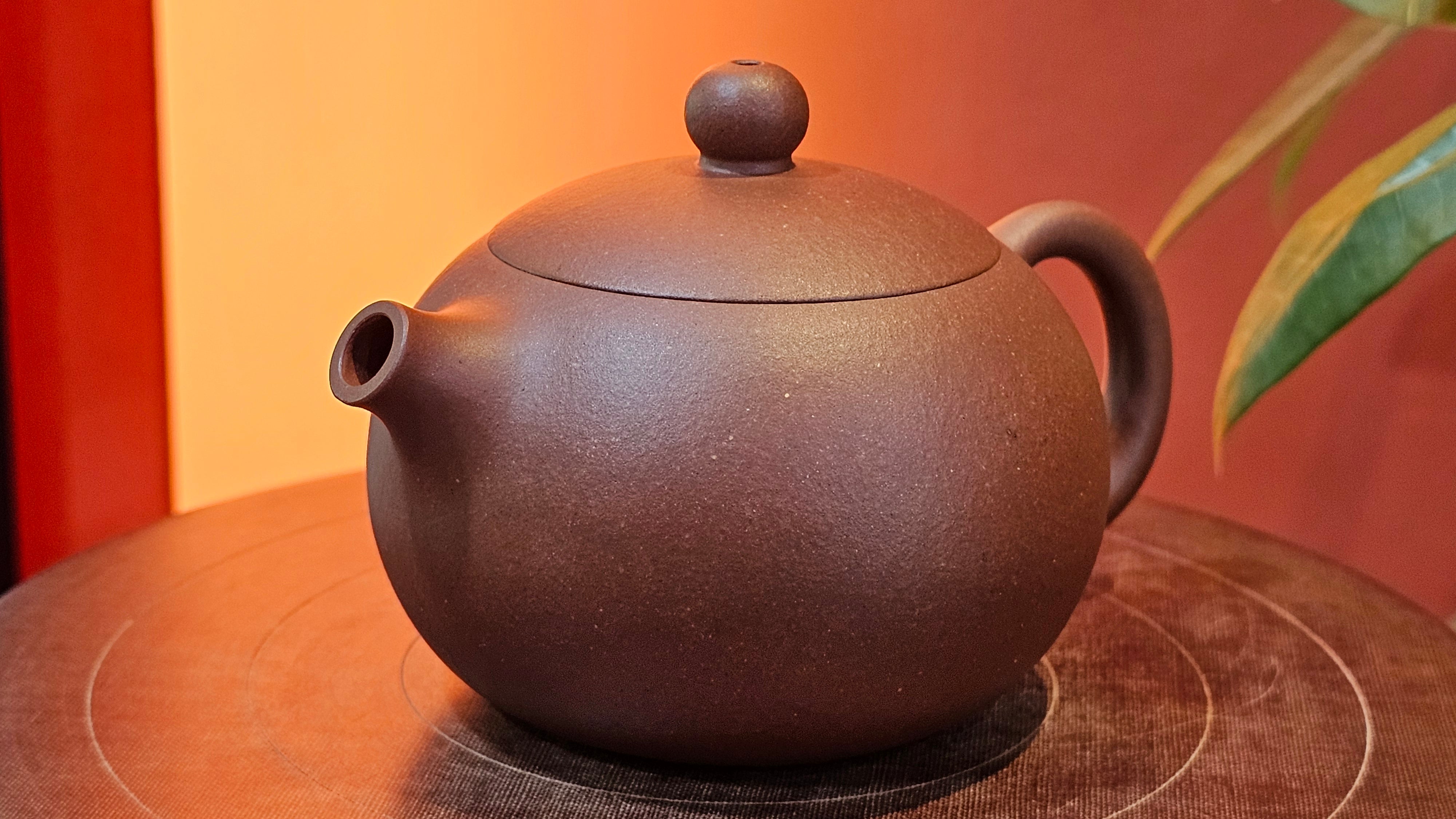 Xi Shi 西施, 160.2ml, Di Cao Qing Zi Ni 底槽青紫泥, by Craftsman Gu Xiao Ming 顾小明  ~ Congratulations to Mr S.P.!!, 0759hrs 7th July 2025, North Las Vegas, NV!