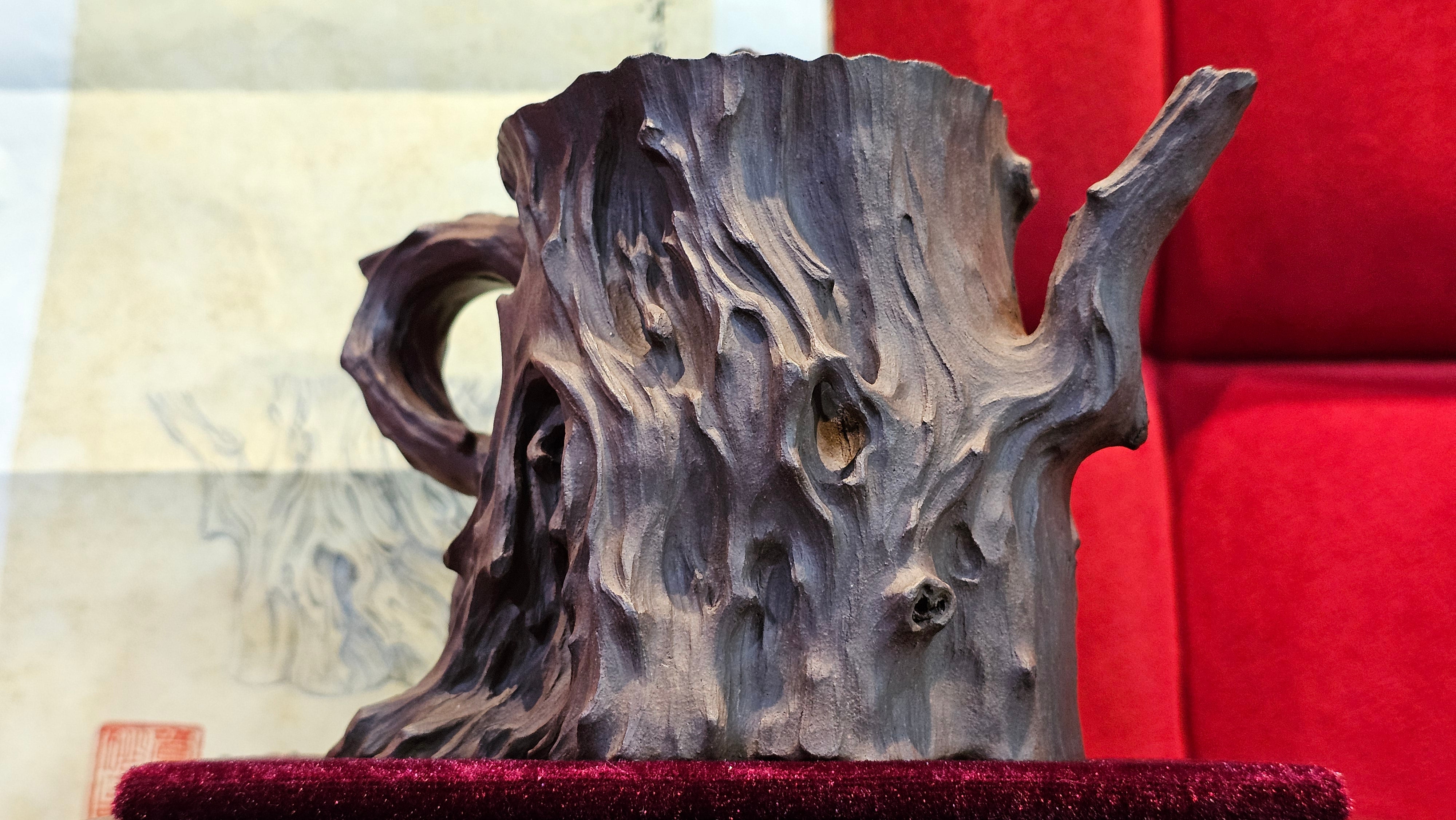 Commissioned work for Patron Mr Engel accomplished: Assoc Master 张雪磊 Zhang Xue Lei crafting the World Debut Ornate ZiSha Work Taking After The "Methuselah" Bristlecone Pine of North America. ~ Part 2 ~ 173 photos.