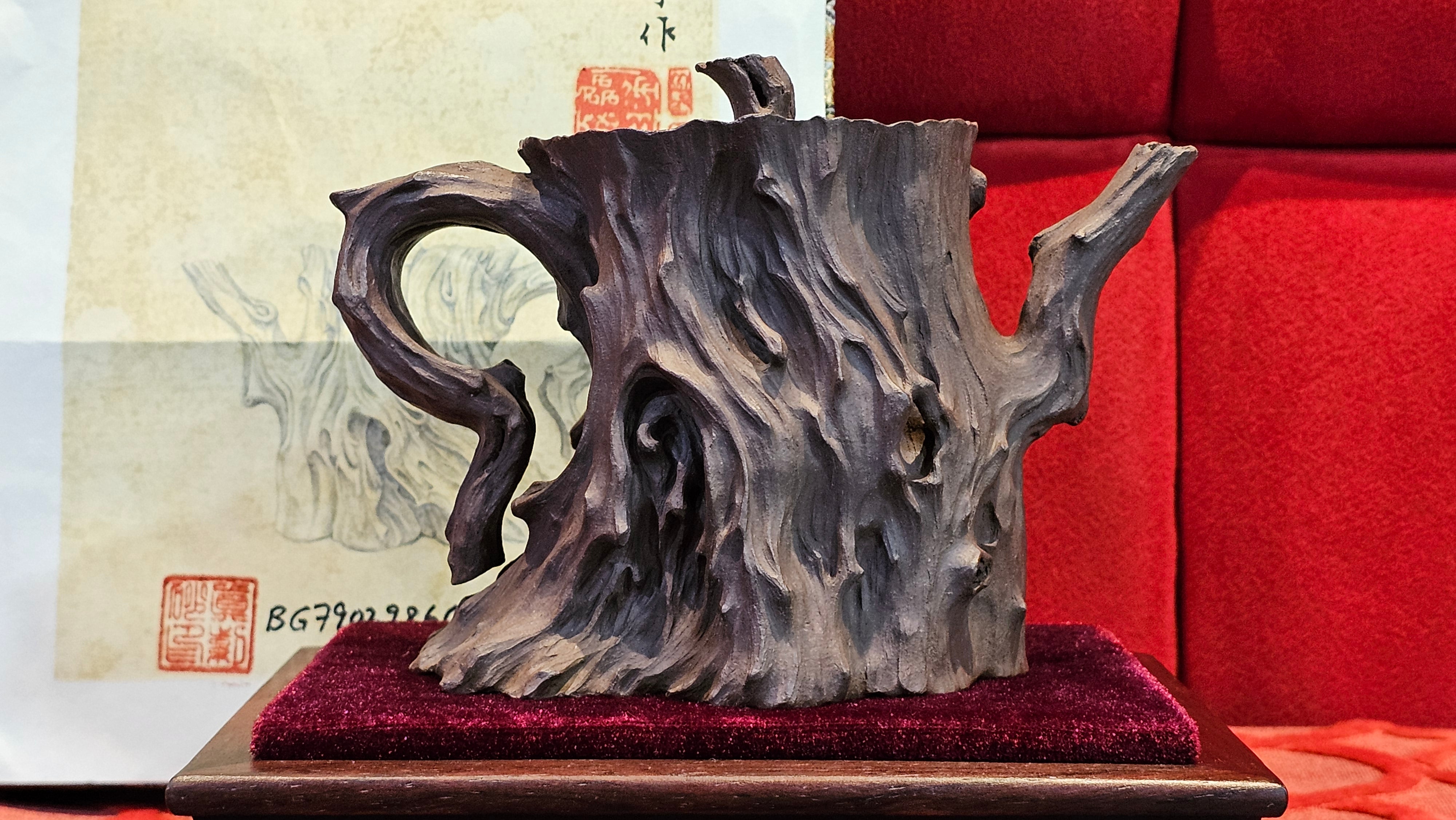 Commissioned work for Patron Mr Engel accomplished: Assoc Master 张雪磊 Zhang Xue Lei crafting the World Debut Ornate ZiSha Work Taking After The "Methuselah" Bristlecone Pine of North America. ~ Part 2 ~ 173 photos.