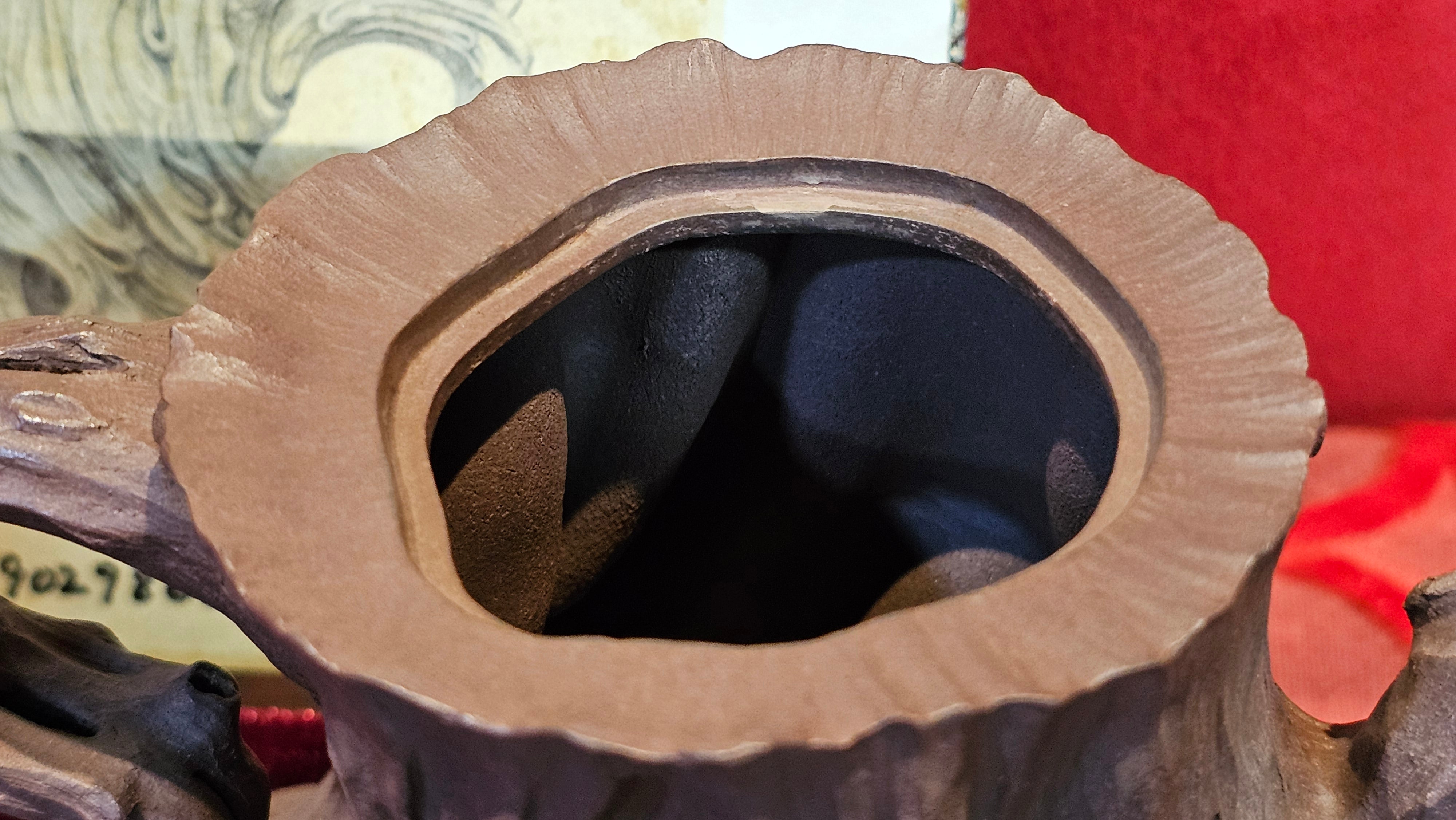 Commissioned work for Patron Mr Engel accomplished: Assoc Master 张雪磊 Zhang Xue Lei crafting the World Debut Ornate ZiSha Work Taking After The "Methuselah" Bristlecone Pine of North America. ~ Part 2 ~ 173 photos.