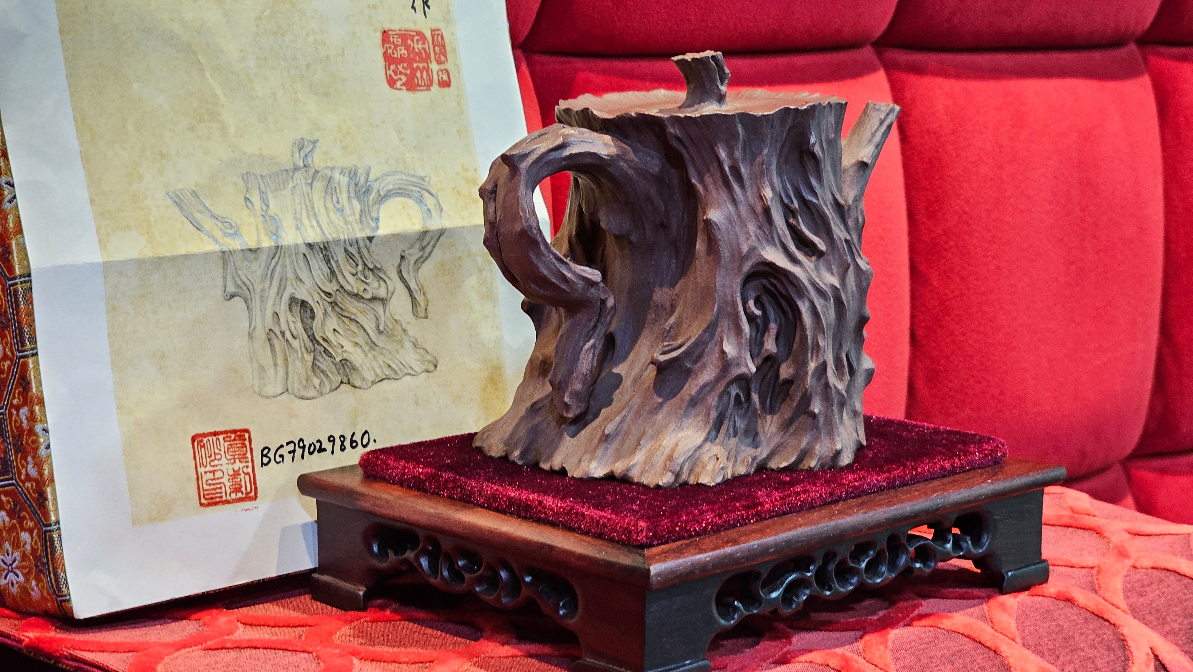 Commissioned work for Patron Mr Engel accomplished: Assoc Master 张雪磊 Zhang Xue Lei crafting the World Debut Ornate ZiSha Work Taking After The "Methuselah" Bristlecone Pine of North America. ~ Part 2 ~ 173 photos.