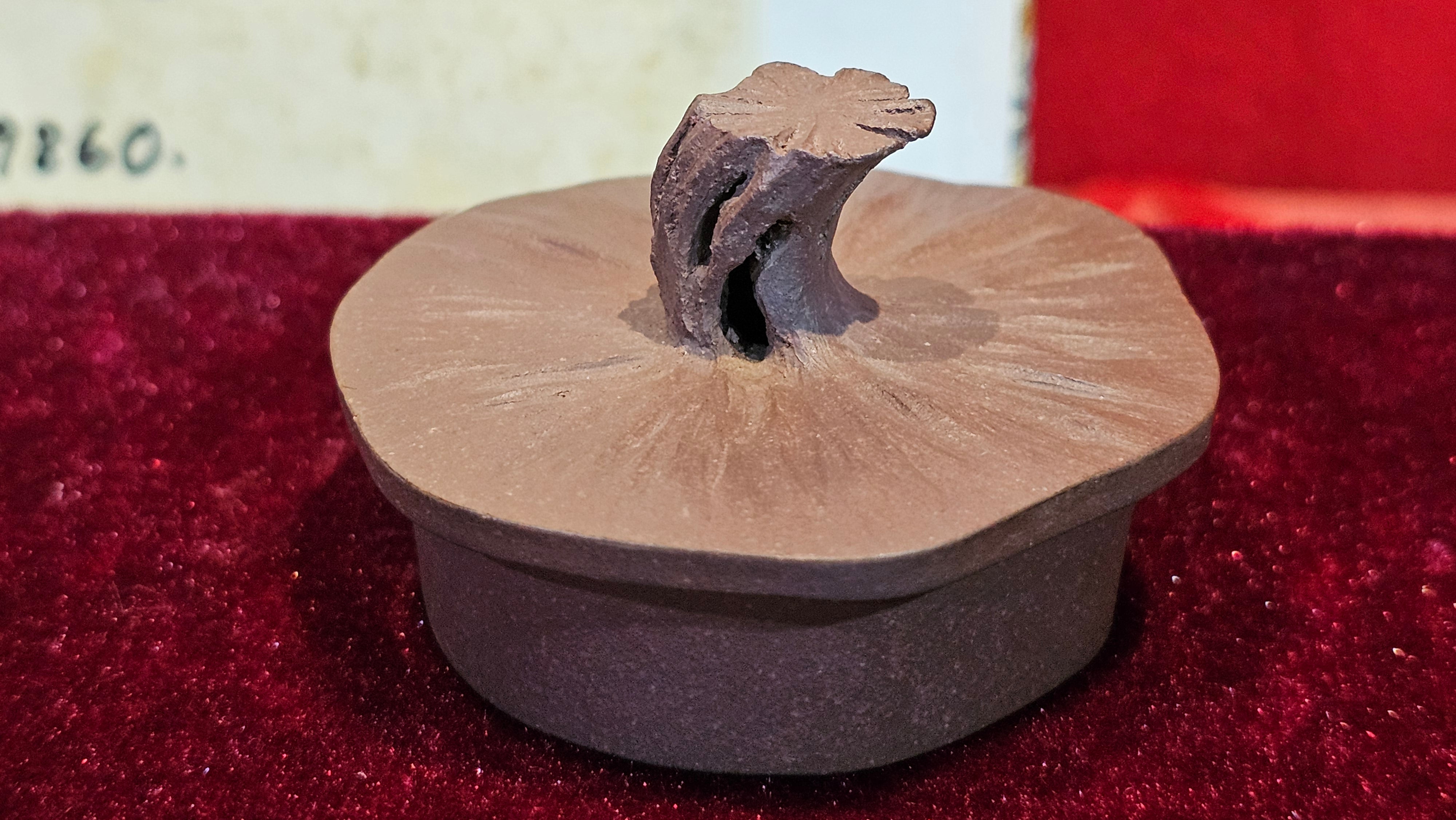 Commissioned work for Patron Mr Engel accomplished: Assoc Master 张雪磊 Zhang Xue Lei crafting the World Debut Ornate ZiSha Work Taking After The "Methuselah" Bristlecone Pine of North America. ~ Part 2 ~ 173 photos.