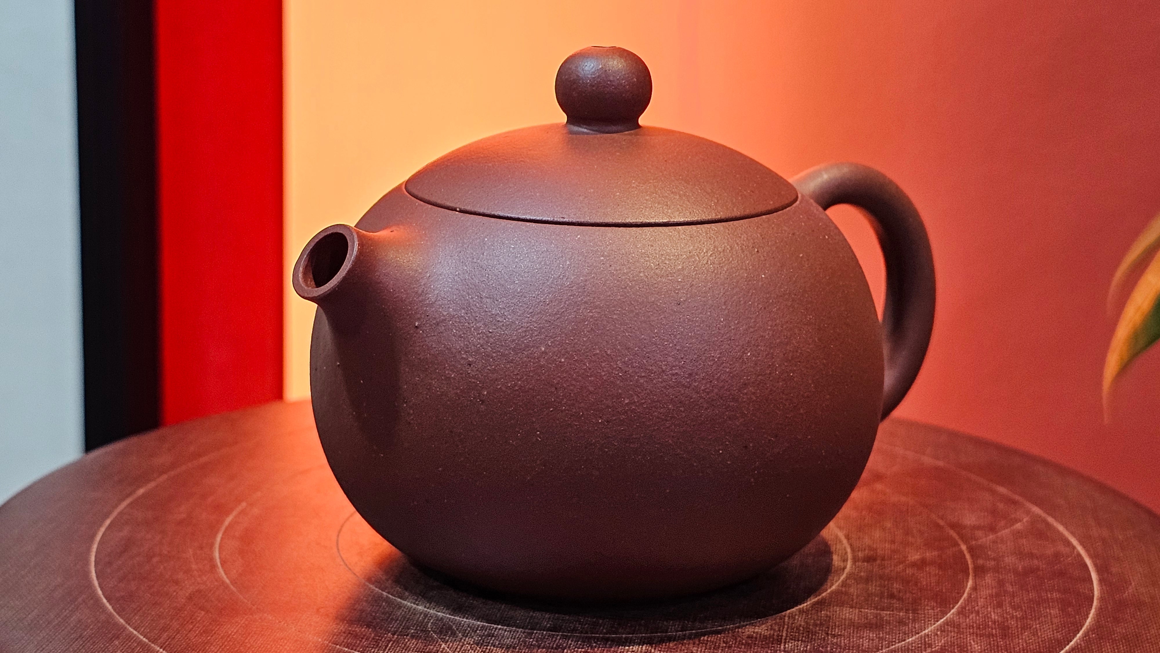 Xi Shi 西施, 165.3ml, Di Cao Qing Zi Ni 底槽青紫泥, by Craftsman Gu Xiao Ming 顾小明 ~ !Congratulations to Mr T.F., 0914hrs 12th July 2025, Statesville, NC!