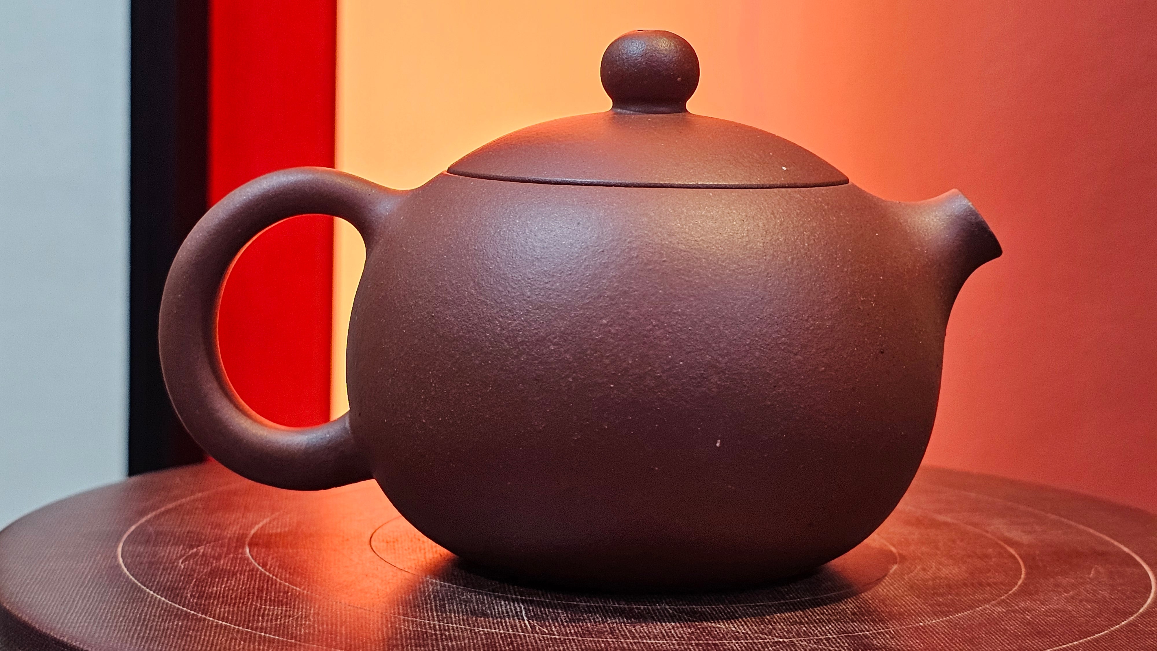 Xi Shi 西施, 165.3ml, Di Cao Qing Zi Ni 底槽青紫泥, by Craftsman Gu Xiao Ming 顾小明 ~ !Congratulations to Mr T.F., 0914hrs 12th July 2025, Statesville, NC!