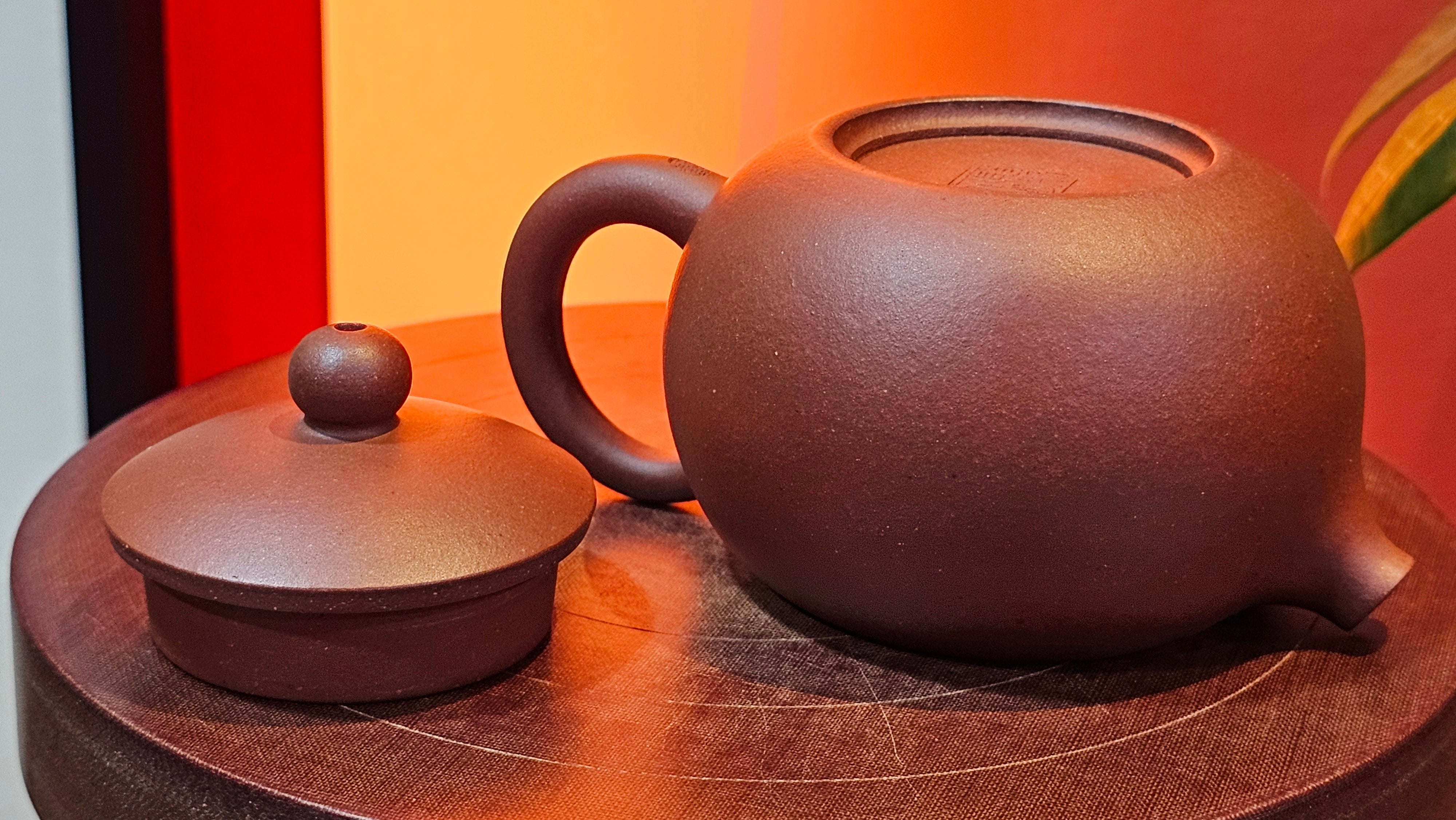 Xi Shi 西施, 165.3ml, Di Cao Qing Zi Ni 底槽青紫泥, by Craftsman Gu Xiao Ming 顾小明 ~ !Congratulations to Mr T.F., 0914hrs 12th July 2025, Statesville, NC!