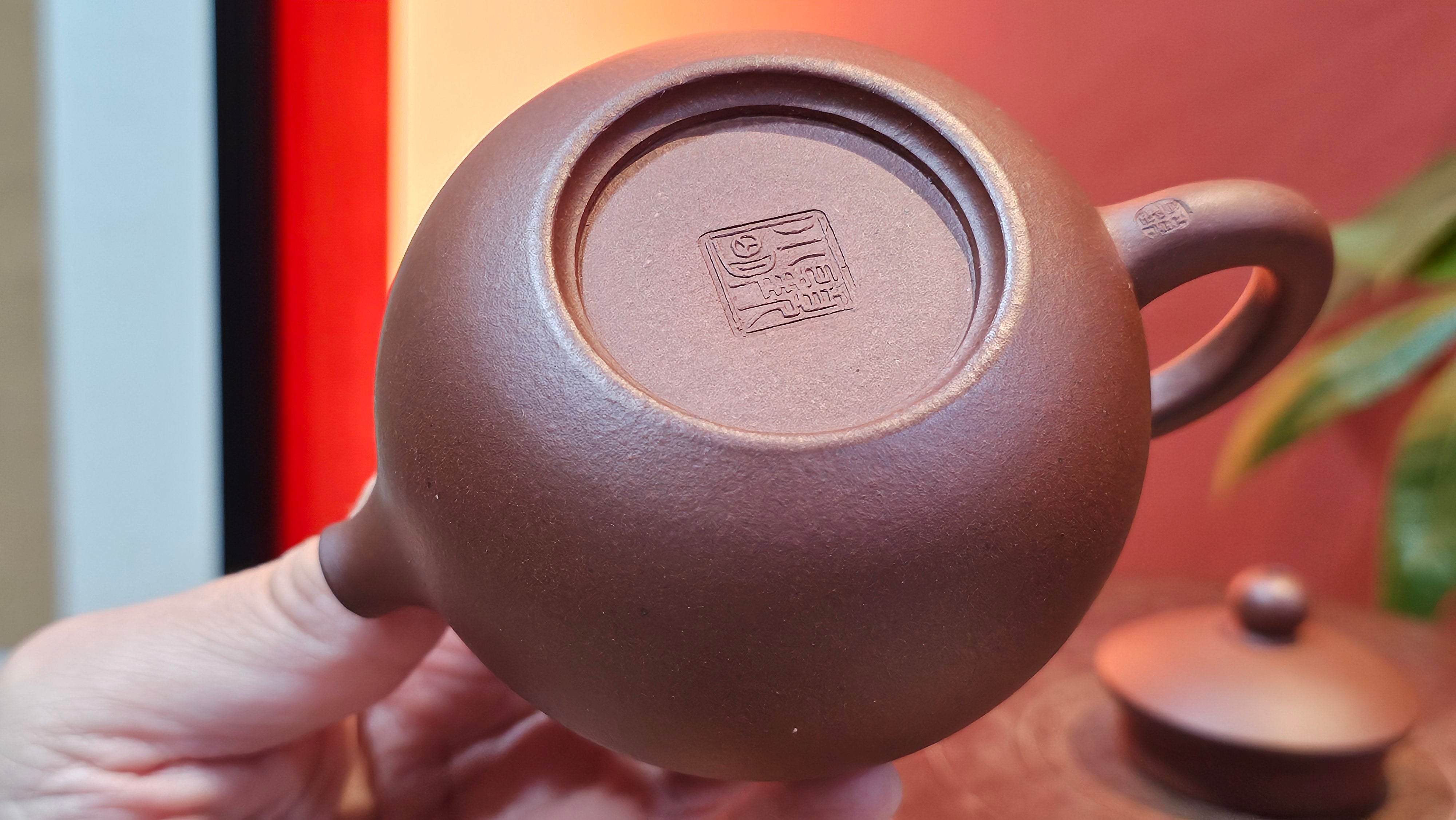 Xi Shi 西施, 165.3ml, Di Cao Qing Zi Ni 底槽青紫泥, by Craftsman Gu Xiao Ming 顾小明 ~ !Congratulations to Mr T.F., 0914hrs 12th July 2025, Statesville, NC!