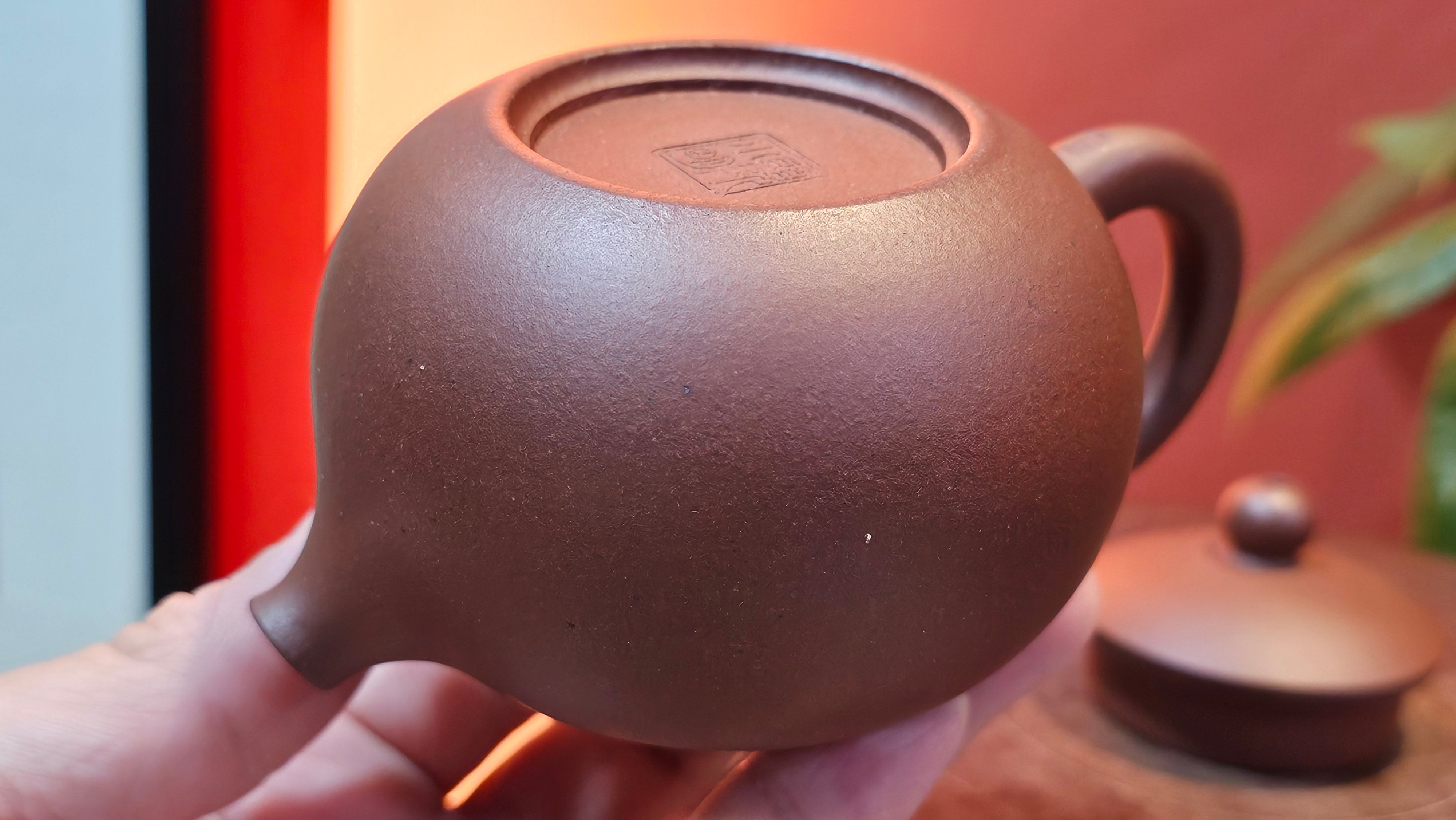 Xi Shi 西施, 165.3ml, Di Cao Qing Zi Ni 底槽青紫泥, by Craftsman Gu Xiao Ming 顾小明 ~ !Congratulations to Mr T.F., 0914hrs 12th July 2025, Statesville, NC!