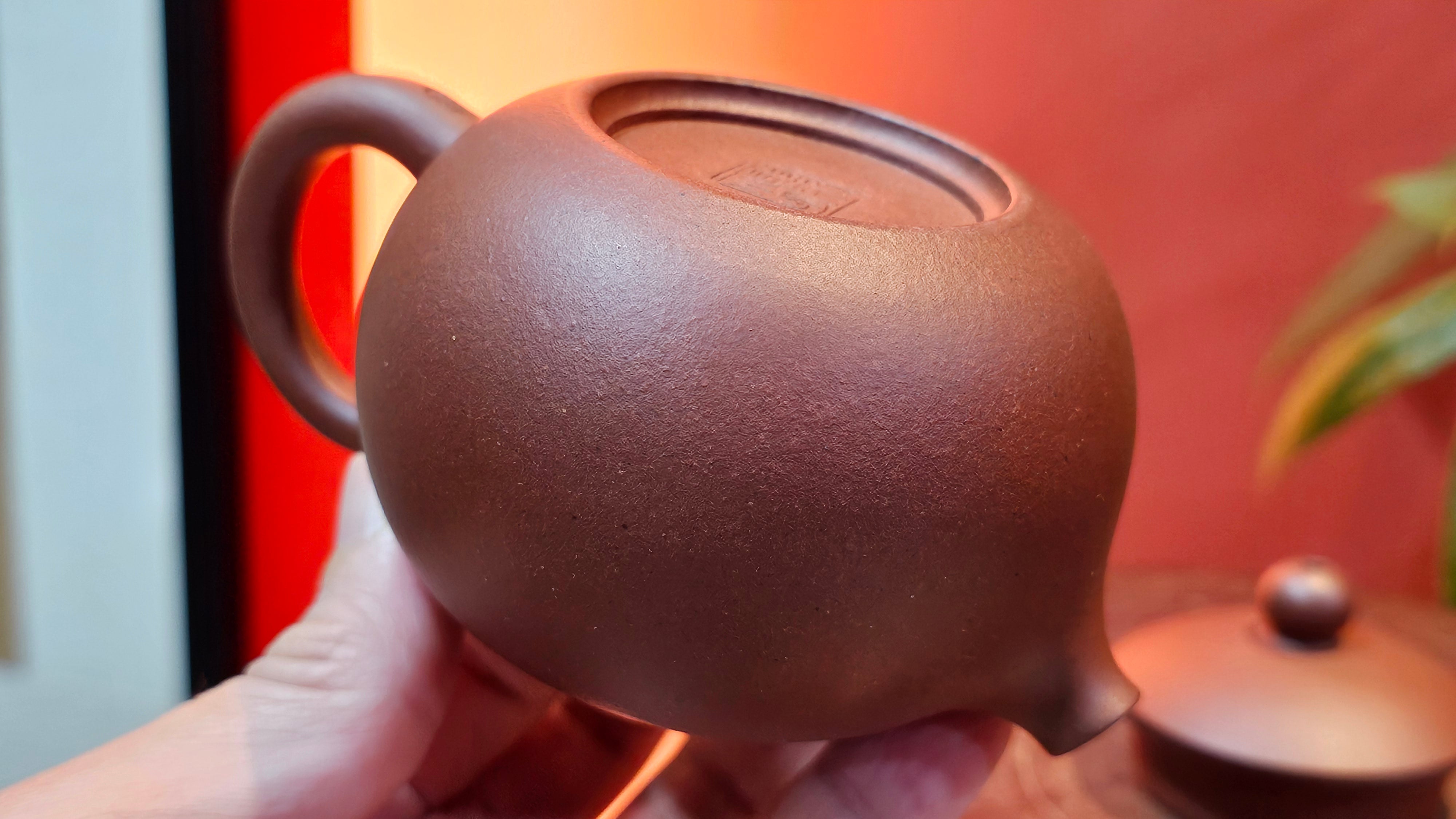 Xi Shi 西施, 165.3ml, Di Cao Qing Zi Ni 底槽青紫泥, by Craftsman Gu Xiao Ming 顾小明 ~ !Congratulations to Mr T.F., 0914hrs 12th July 2025, Statesville, NC!